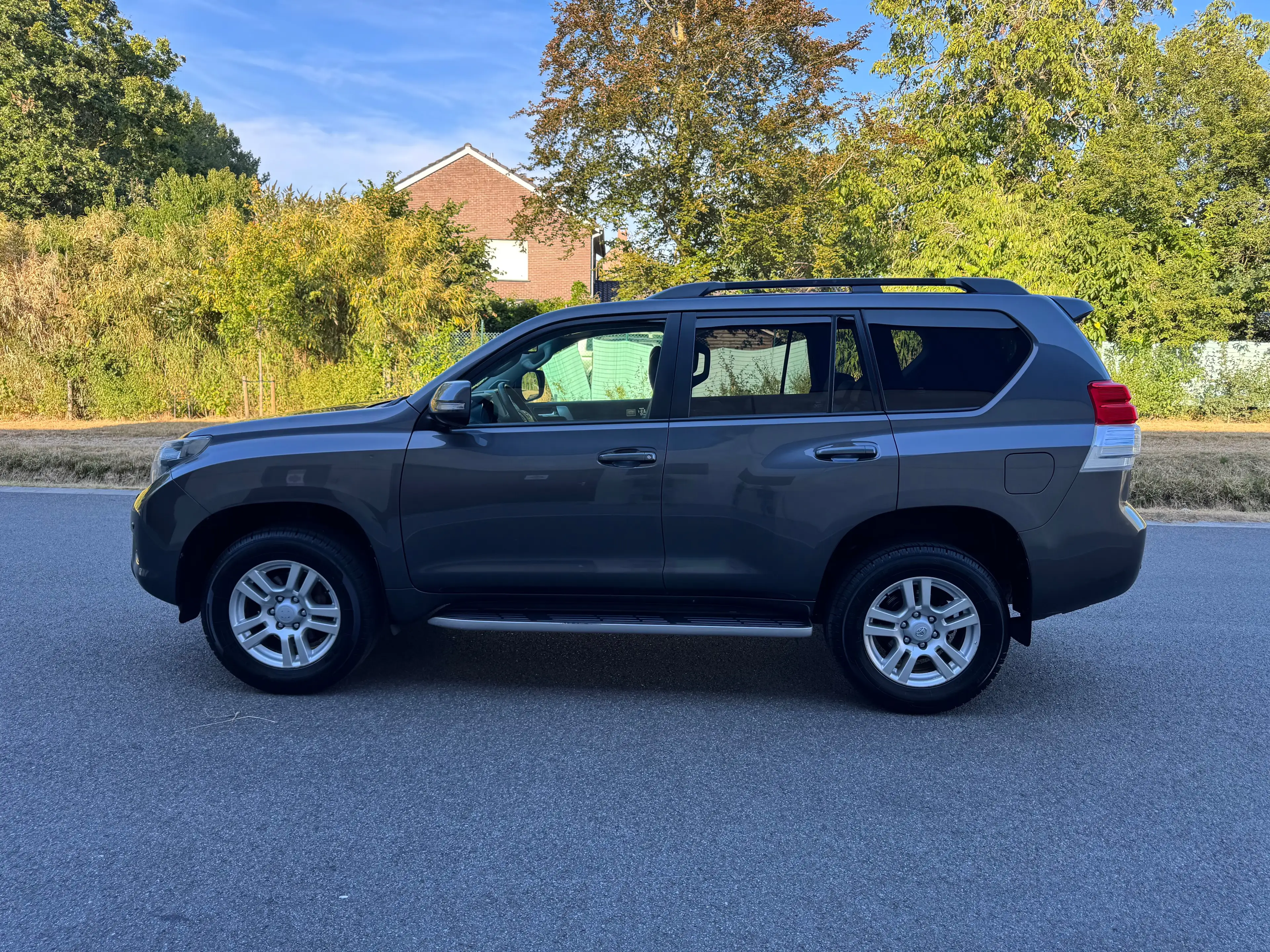 Toyota Land Cruiser 3.0 D-4D / Automaat / 5Place / Export Afrik Only — photo 8
