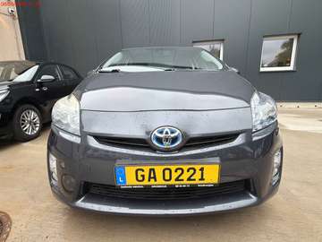 Prius (Hybrid)