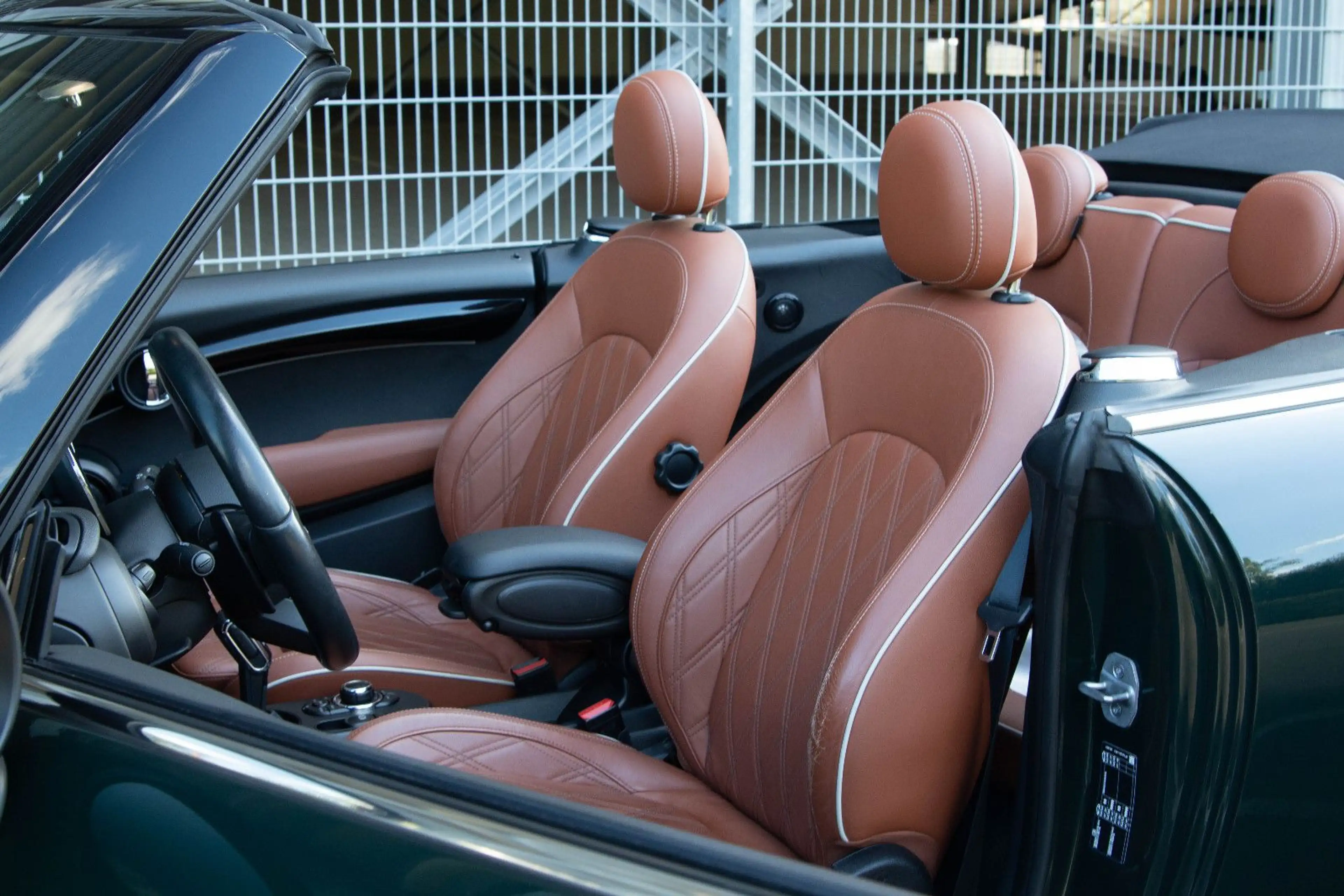 MINI John Cooper Works Cabrio JCW Cabrio*KAM*Chester Leder*Rebel Green*HUD* — photo 4