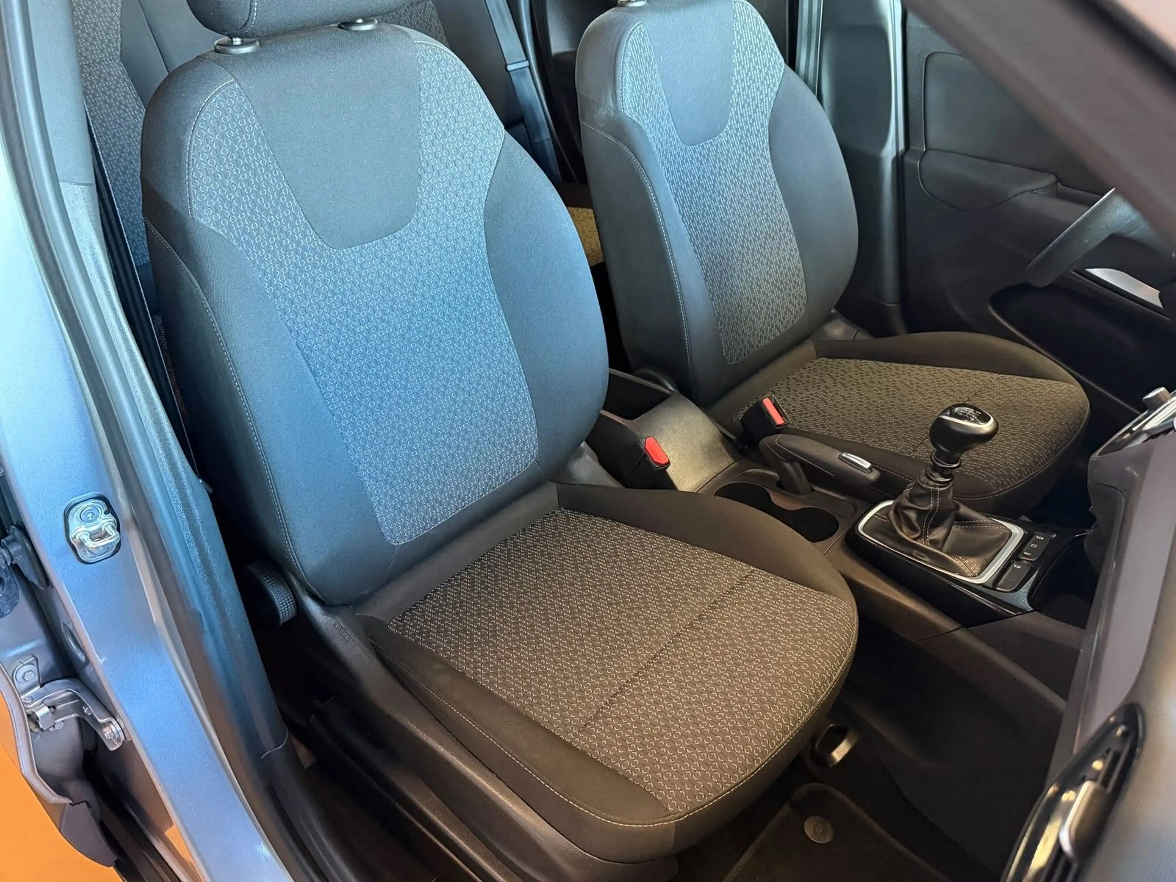 Opel Crossland X Edition Navi / Surhalteass. / AHK — photo 14