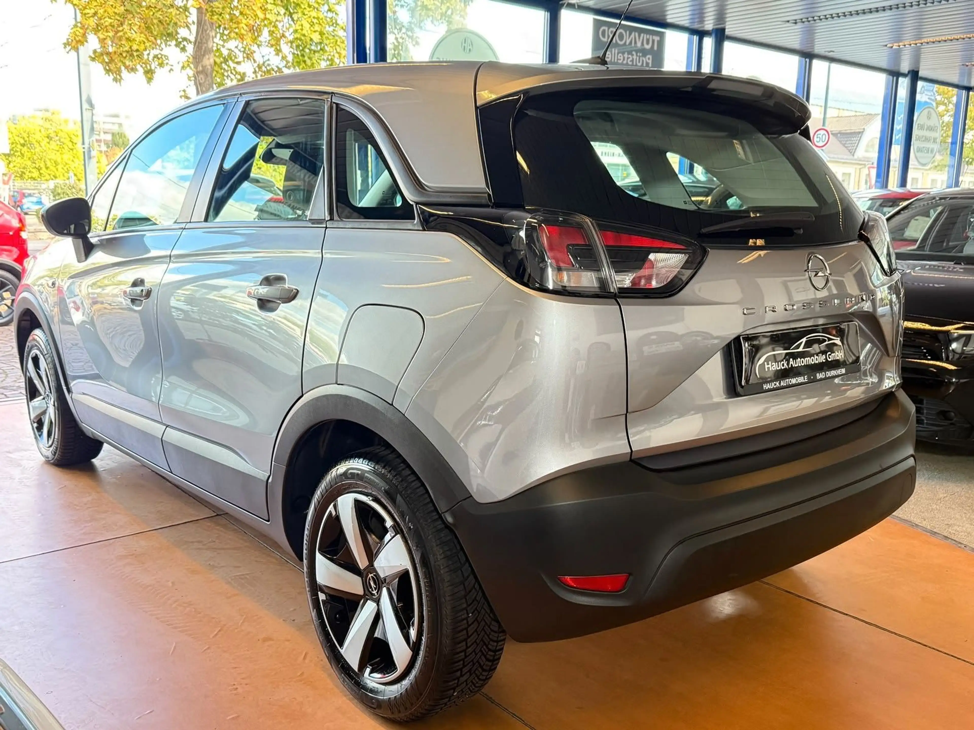 Opel Crossland X Edition Navi / Surhalteass. / AHK — photo 3