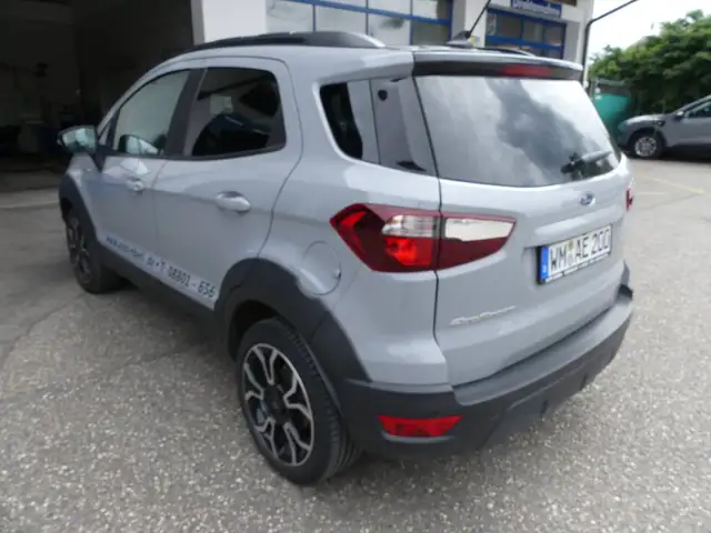 Ford Ecosport view 4
