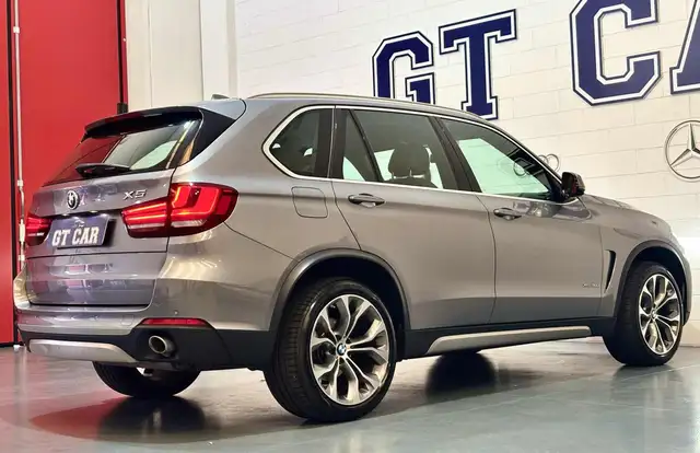 BMW X5 X5 view 8