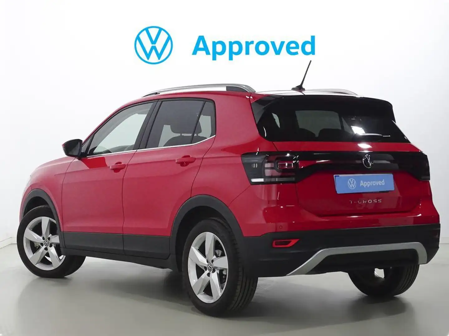 Volkswagen T-Cross 1.0 TSI Sport DSG7 81kW Rojo - 2