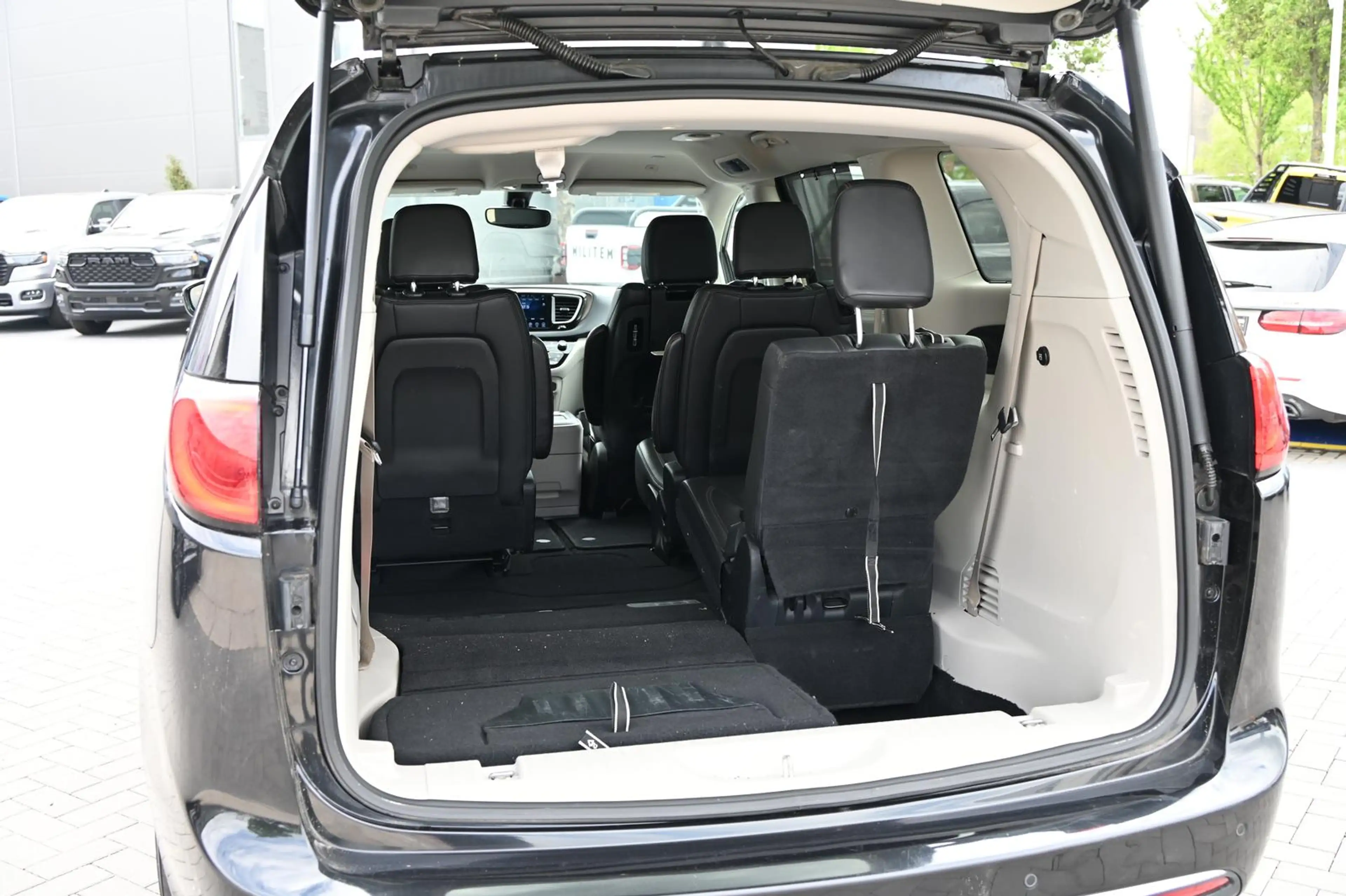 Chrysler Pacifica 3,6l Touring,Totwinkel,Mediasystem,Tempomat — photo 15