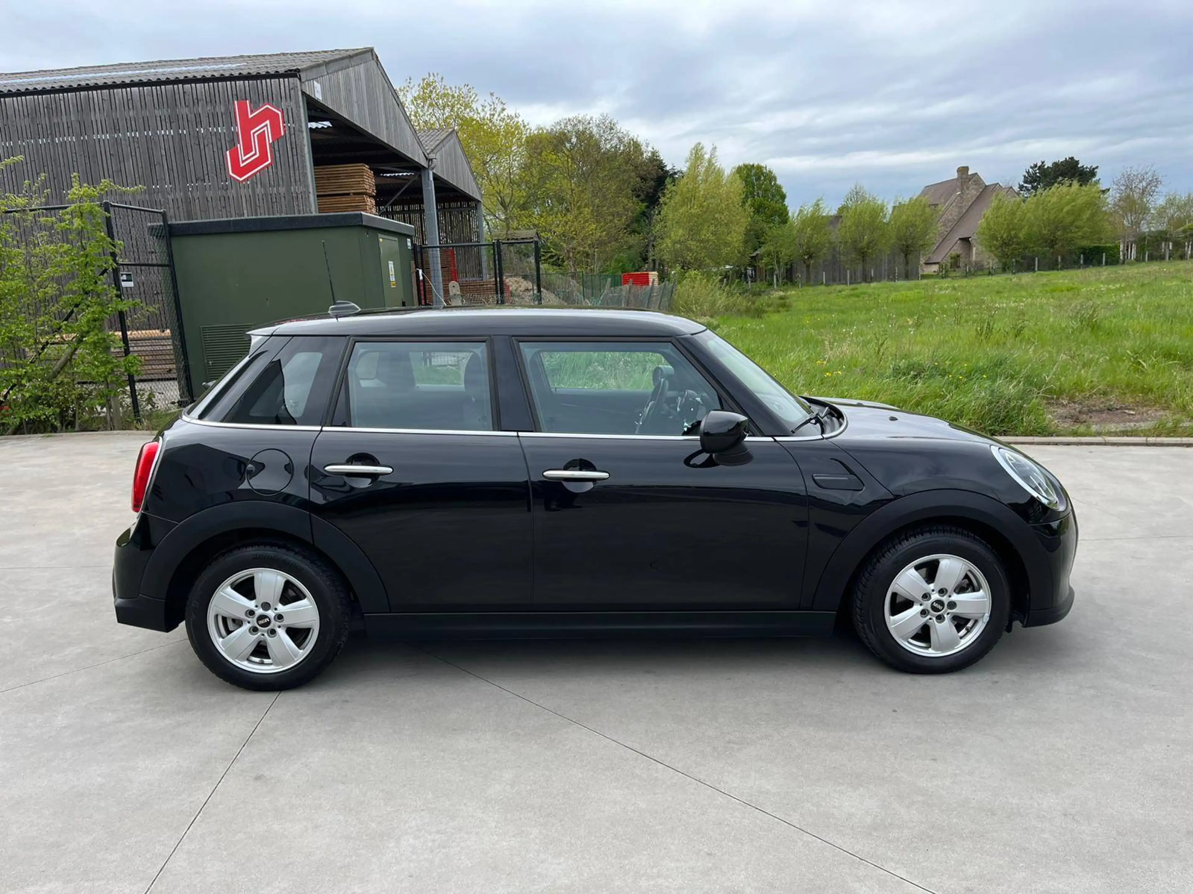 MINI One MINI One LCI 2022/Benzine/5d/LED/Carplay/Navi/Garantie — photo 8