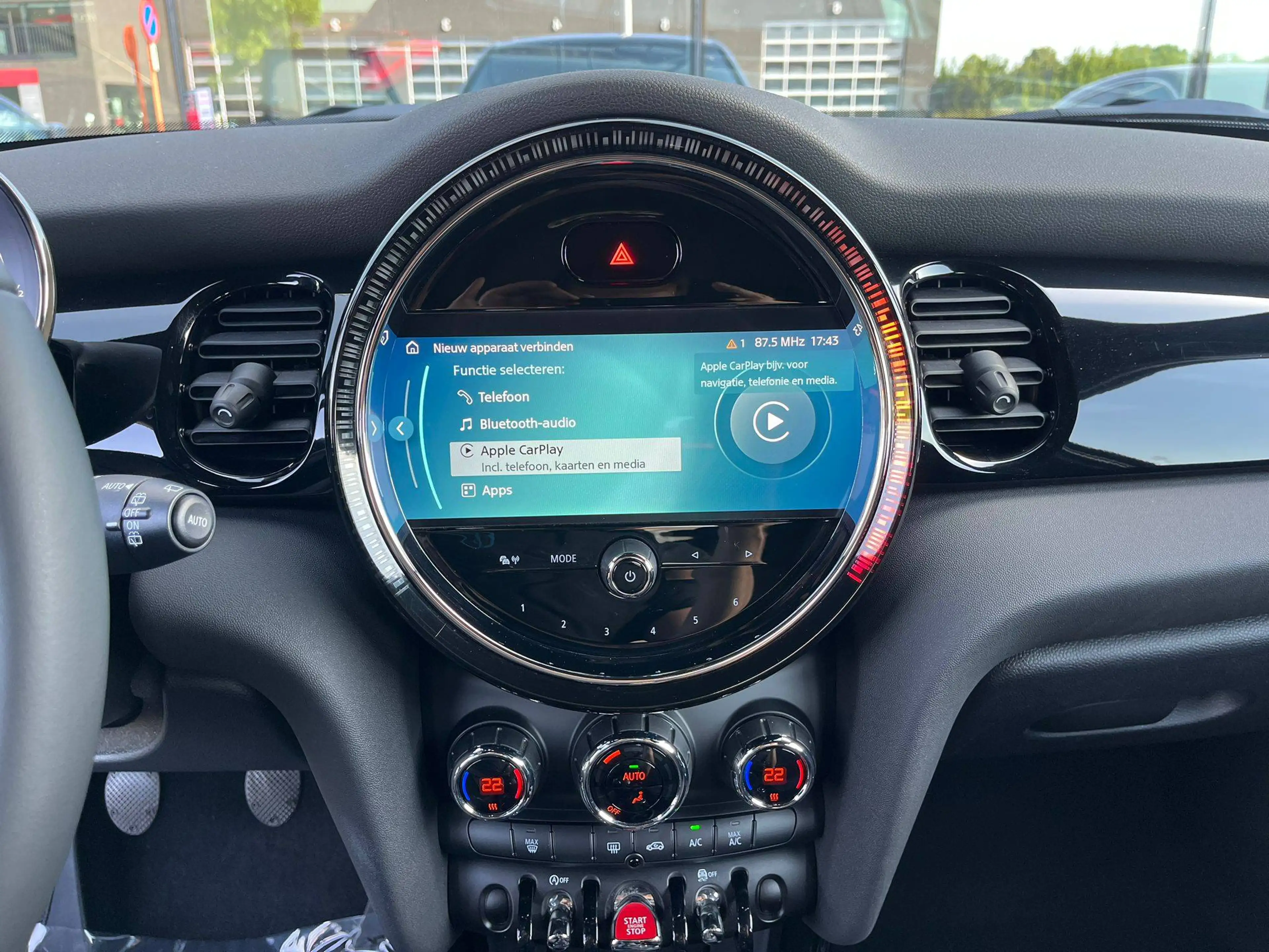 MINI One MINI One LCI 2022/Benzine/5d/LED/Carplay/Navi/Garantie — photo 14