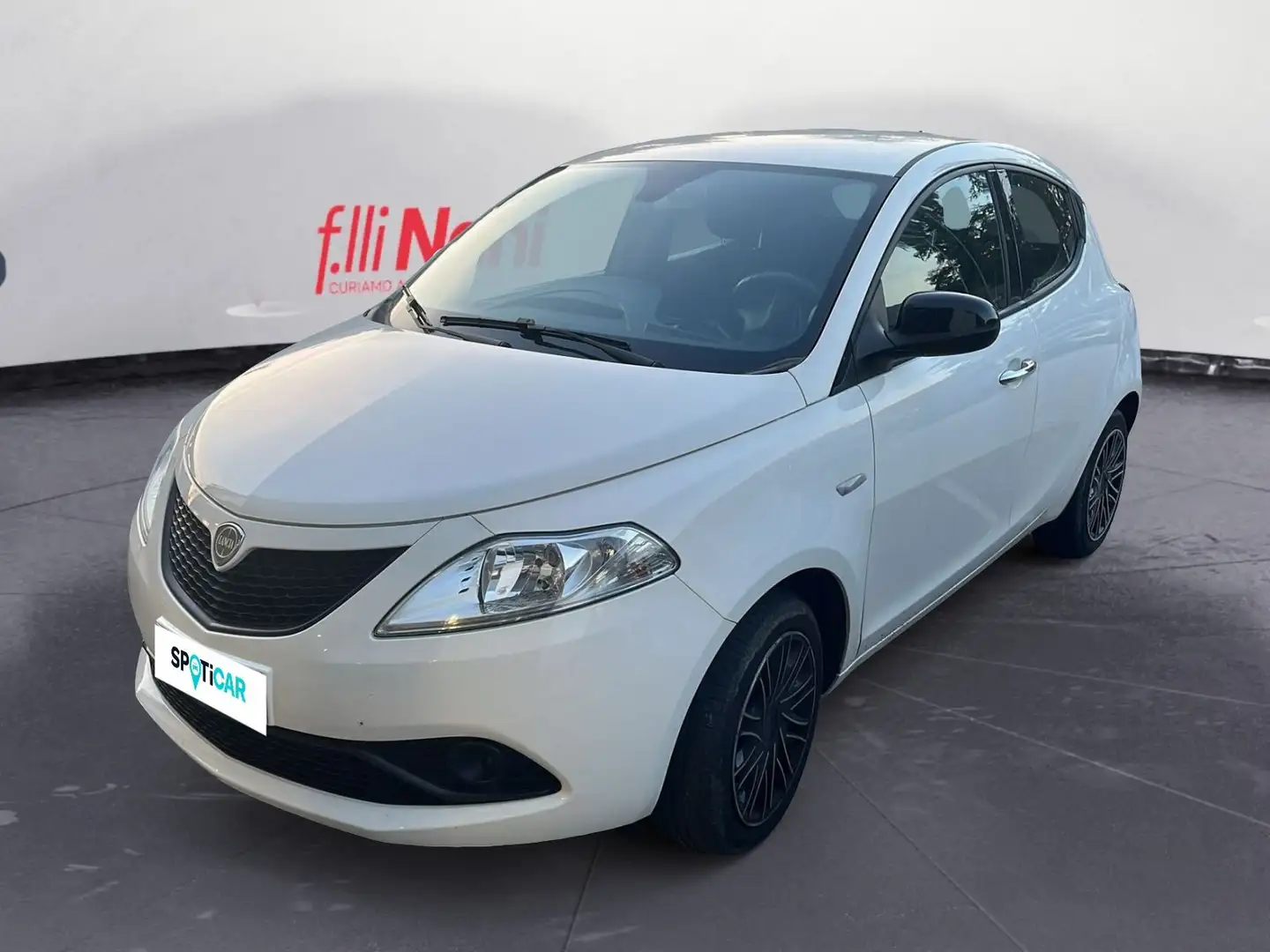 Lancia Ypsilon Ypsilon 1.2 69 CV 5 porte Elefantino Blu Weiß - 1