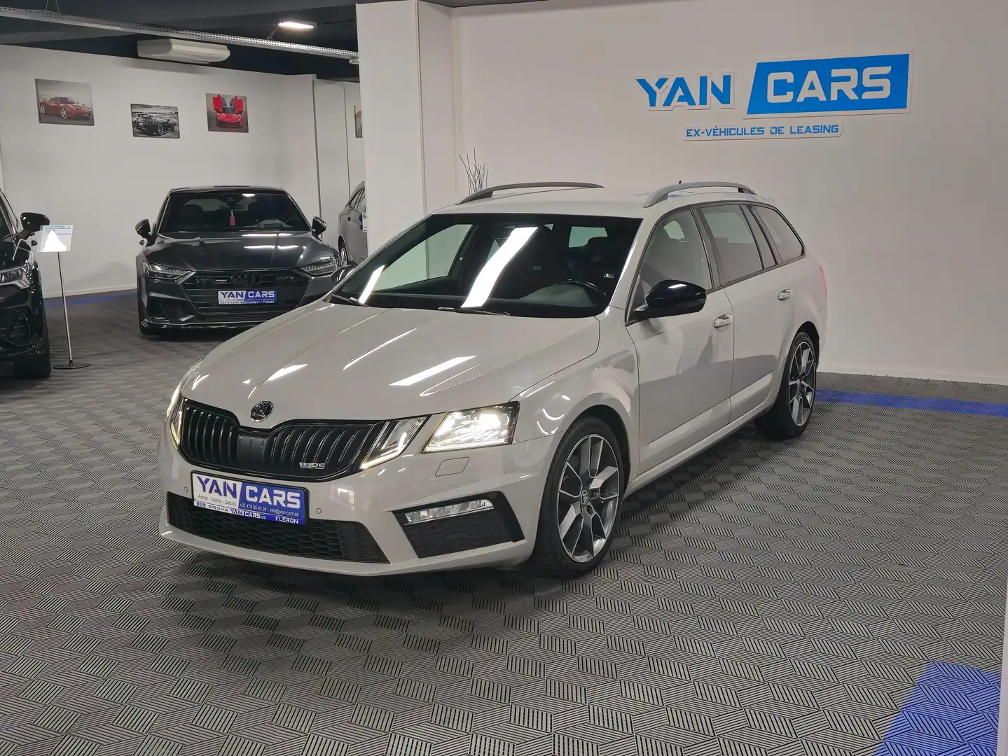 Skoda Octavia RS 2.0 TDi * AUTOMATIQUE * FULL * GARANTIE SKODA Gris - 2