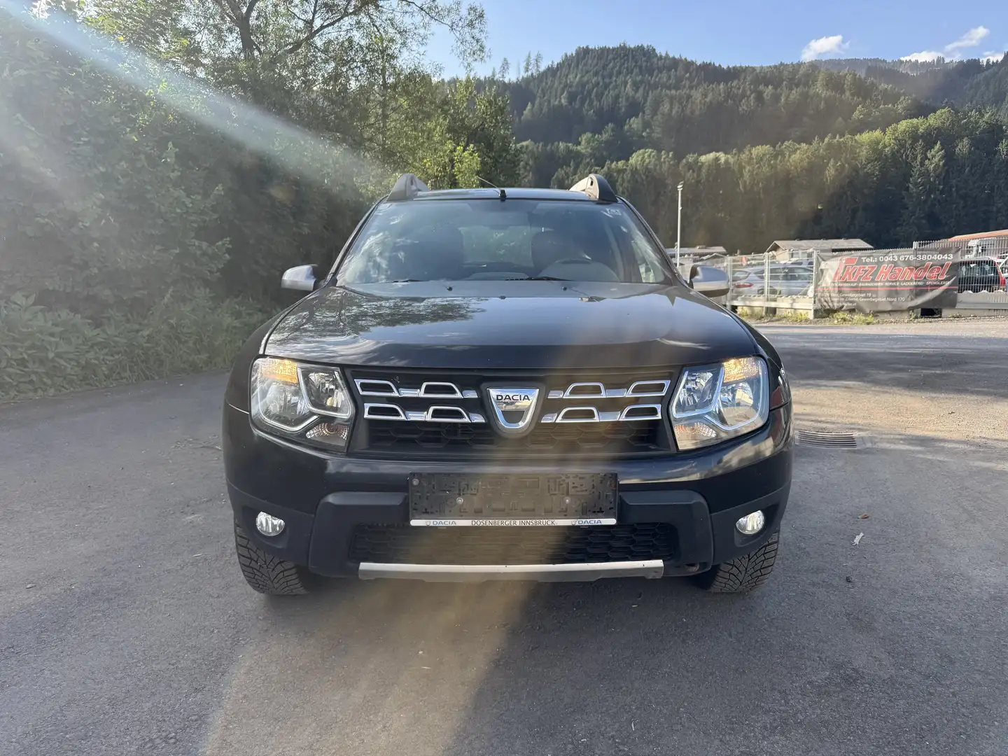 Dacia Duster TCe 125 4x2 Laureate - 1