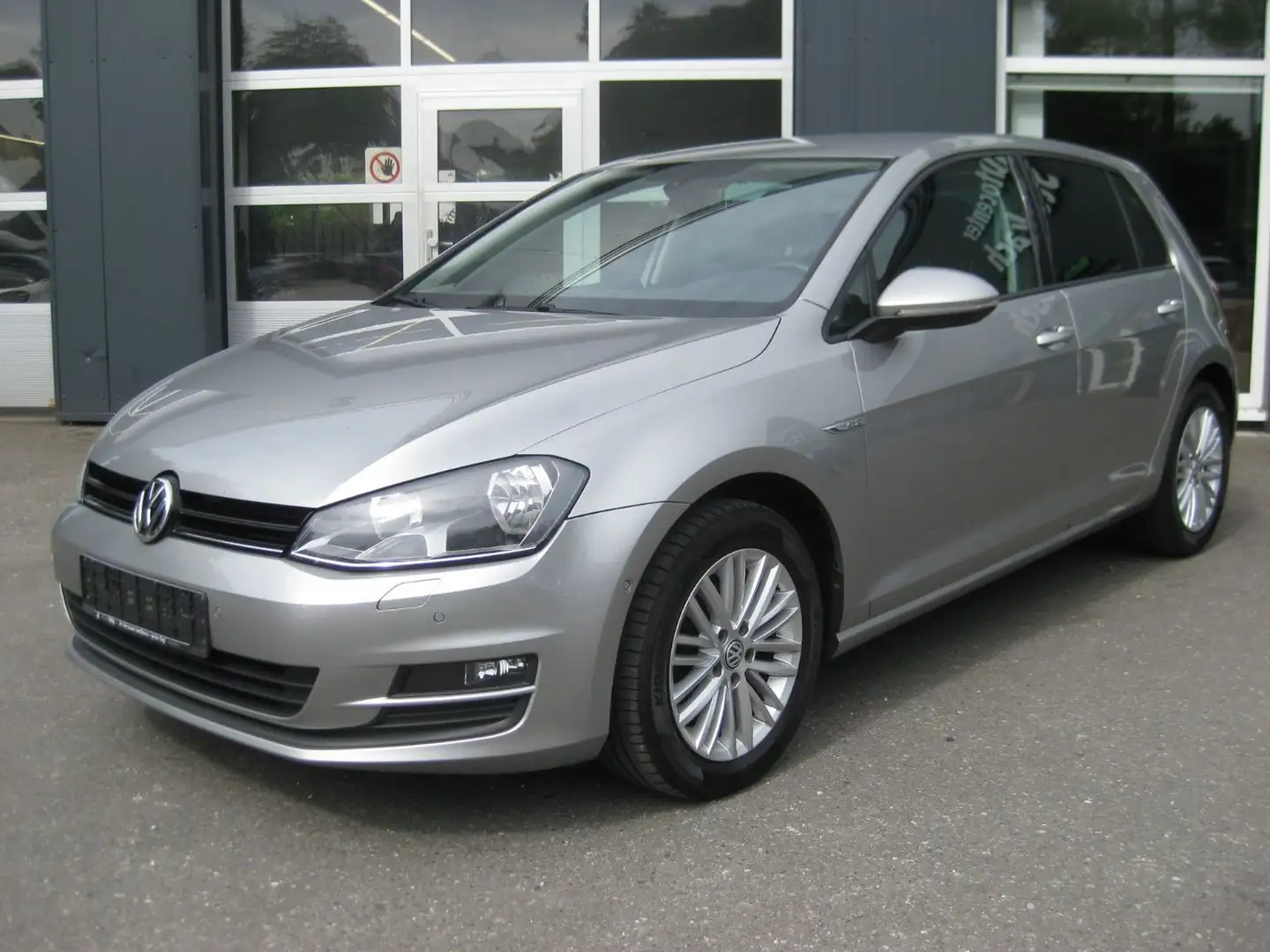 Volkswagen Golf VII 1.6 TDI Lim. Cup BMT Argent - 1