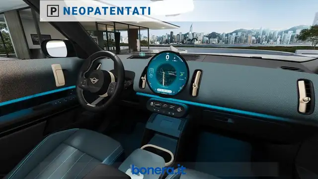 MINI Countryman view 5