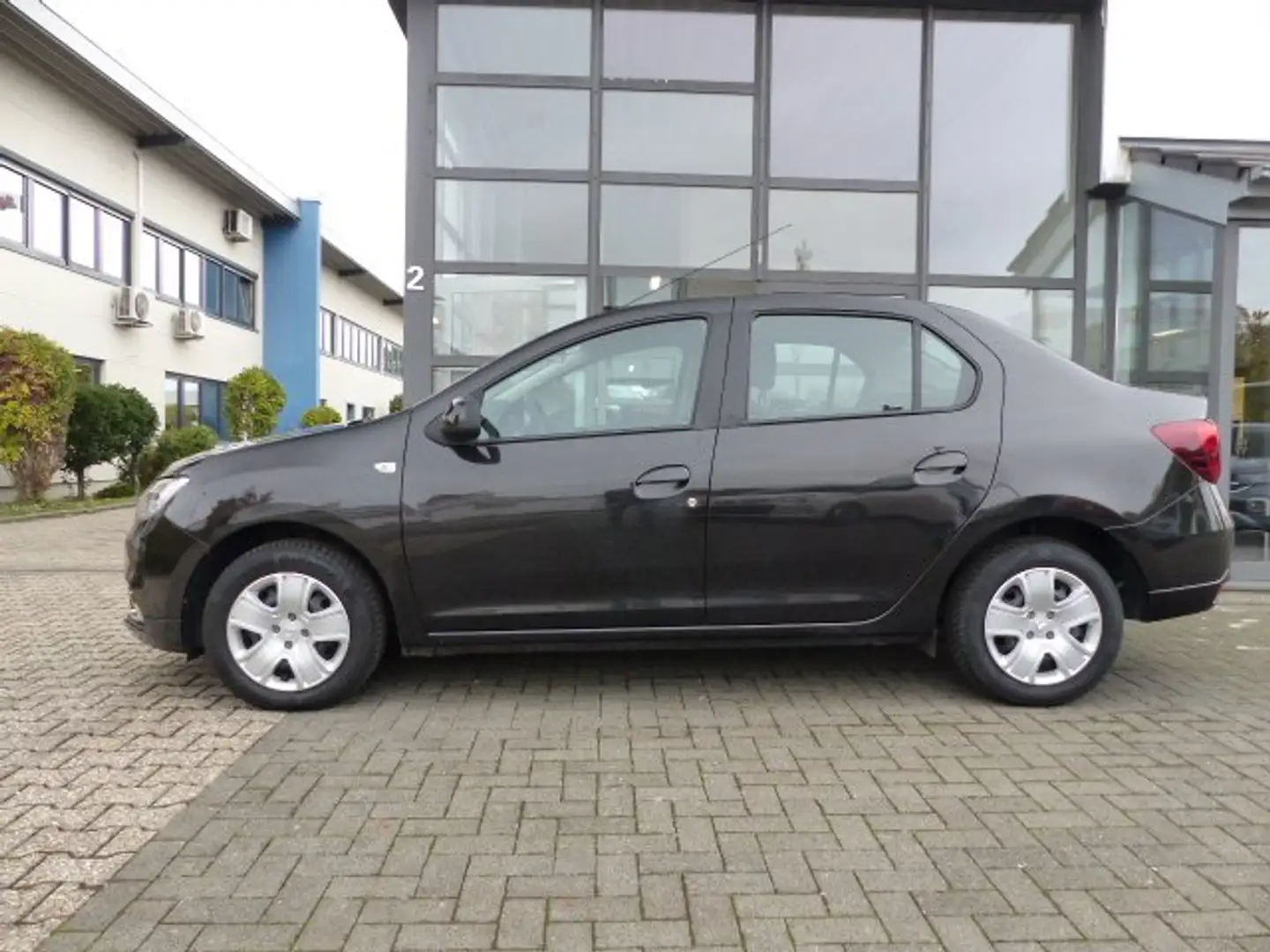 Dacia Logan Logan TCE 90 Laureate EU6*KLIMA*ALLWETTER*PDC* Schwarz - 2