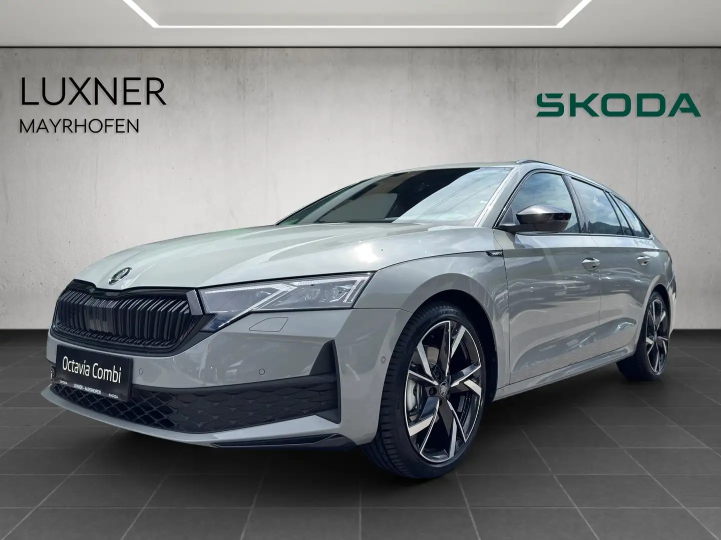 Skoda Octavia 4x4 Sportline TSI DSG Grau - 1