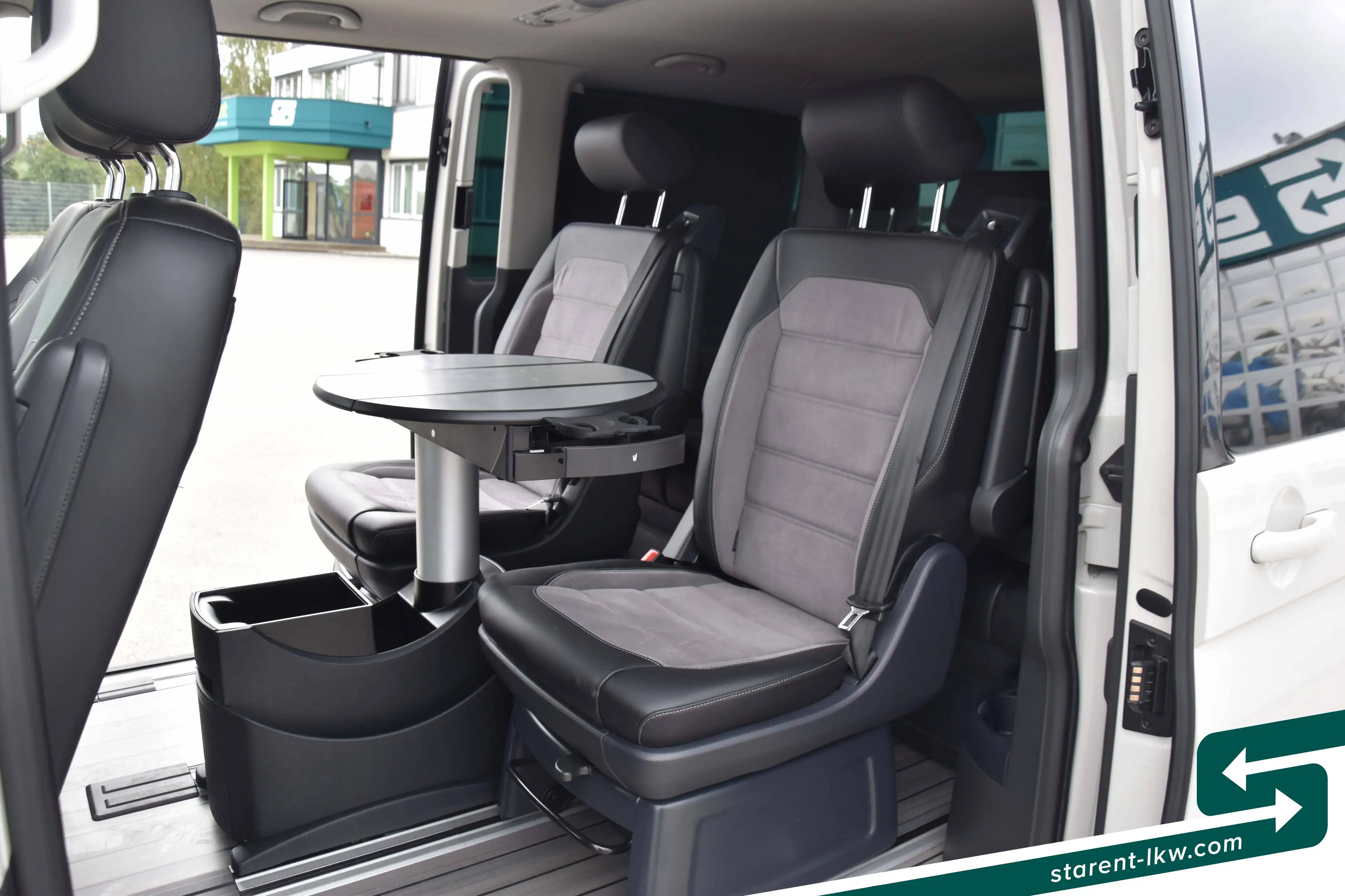 Volkswagen T6.1 Multivan 4x4 Leder AHK Standheizung Drehsitze DSG LED Service NEU — photo 12