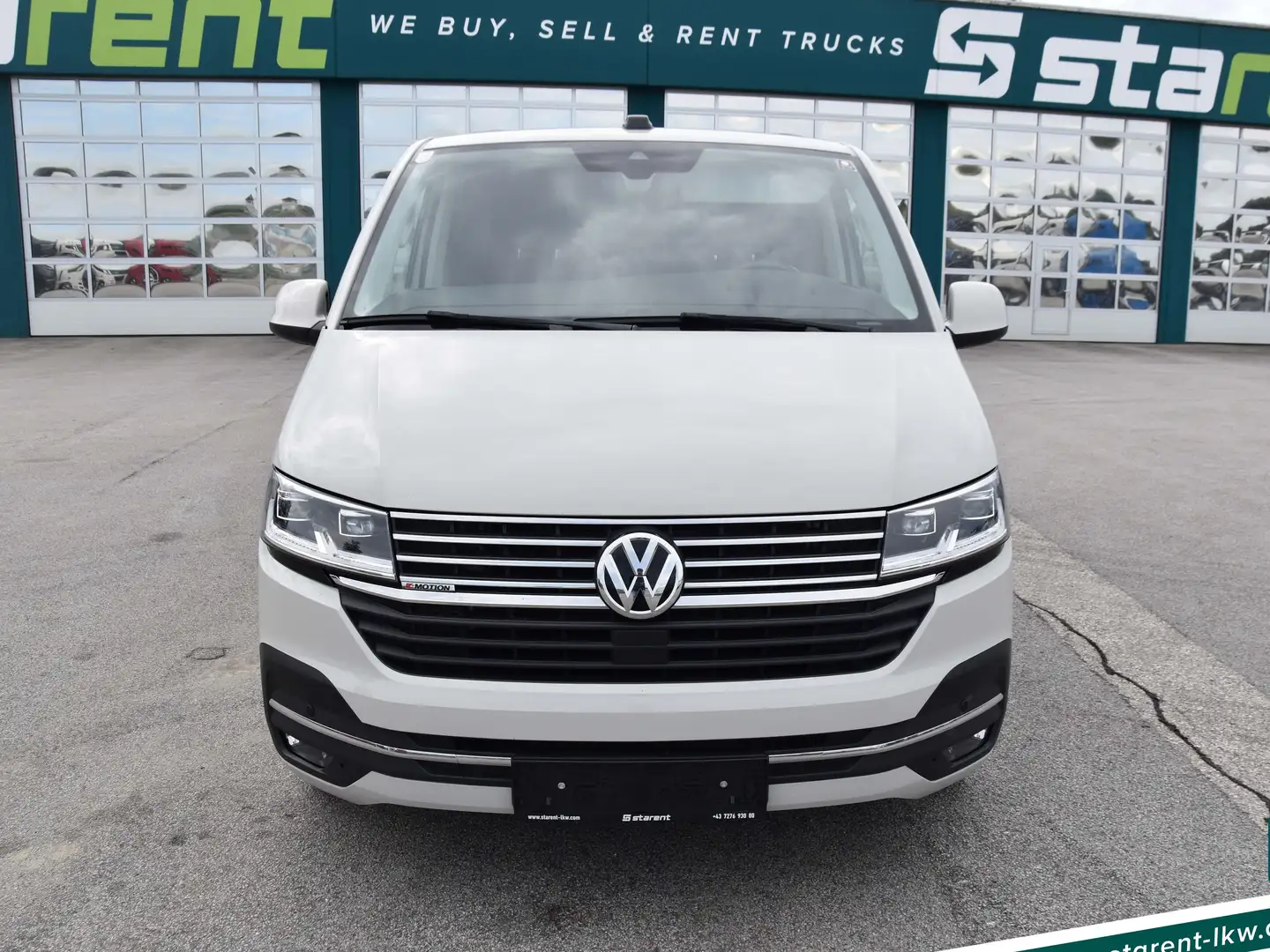 Volkswagen T6.1 Multivan 4x4 Leder AHK Standheizung Drehsitze DSG LED Service NEU Grau - 2
