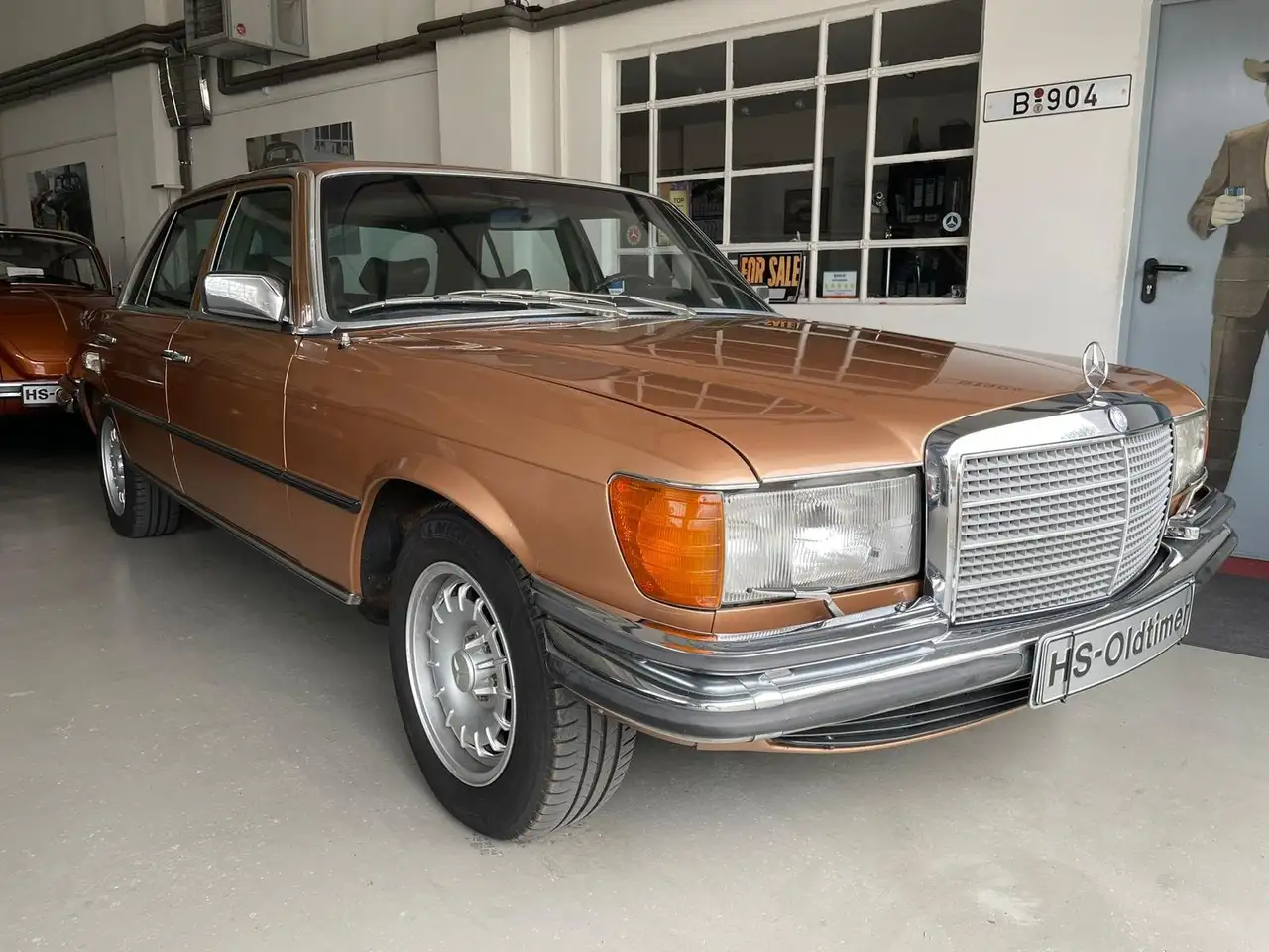 Mercedes-Benz 450 SEL W116 deutsches Auto mit Schiebedach., foto 2