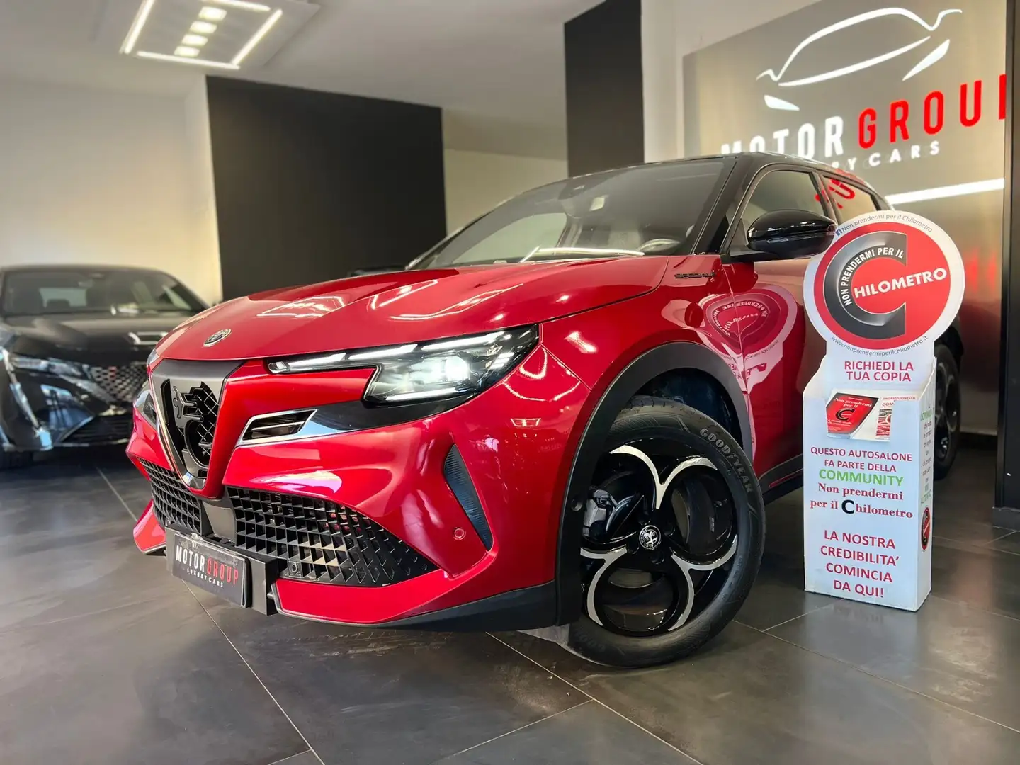 Alfa Romeo Junior Junior 1.2 136 CV Hybrid eDCT6 Speciale Rosso - 2