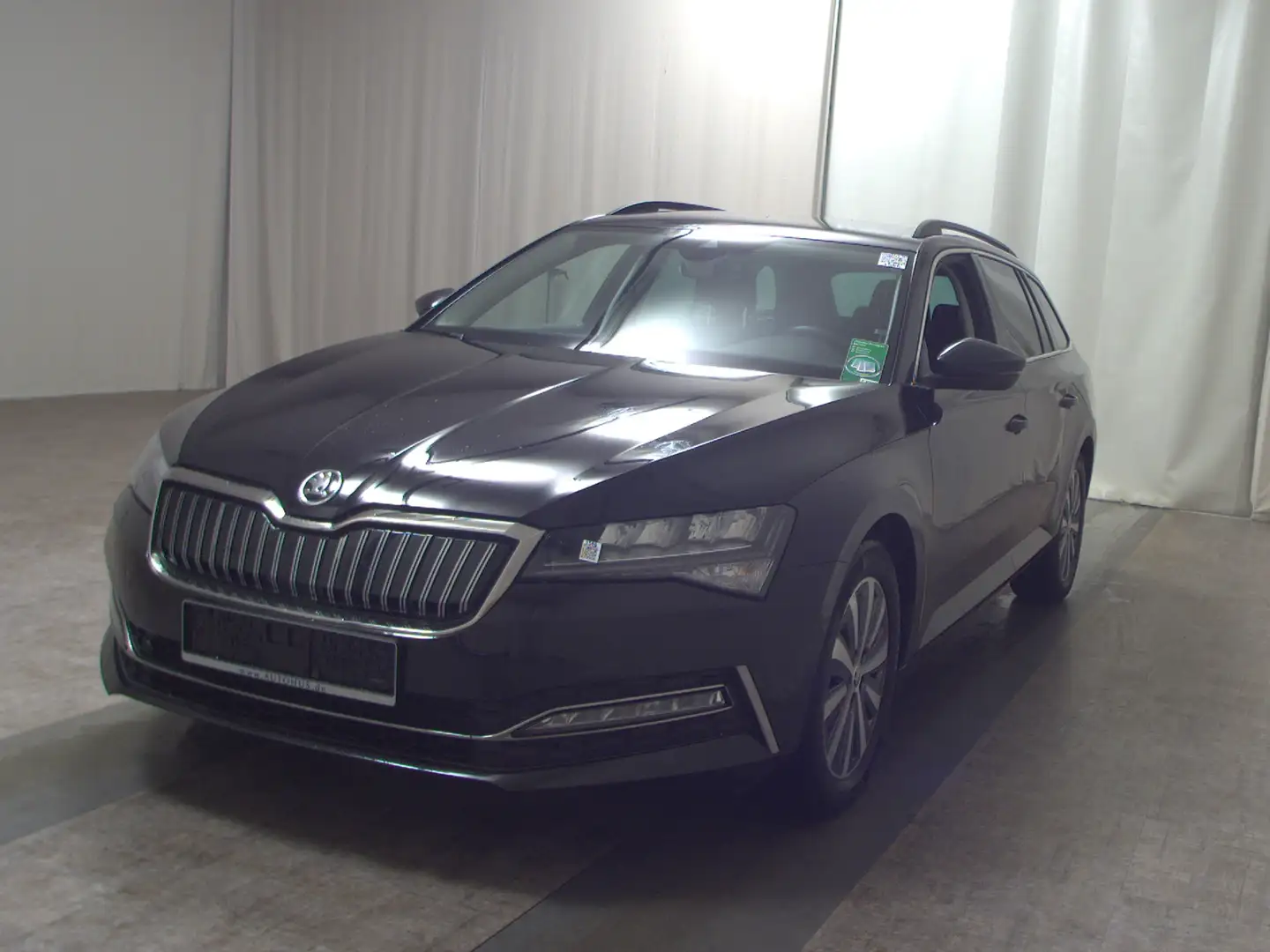 Skoda Superb Kombi 1.4 TSI iV Ambition Navi vc AHK ACC Schwarz - 2