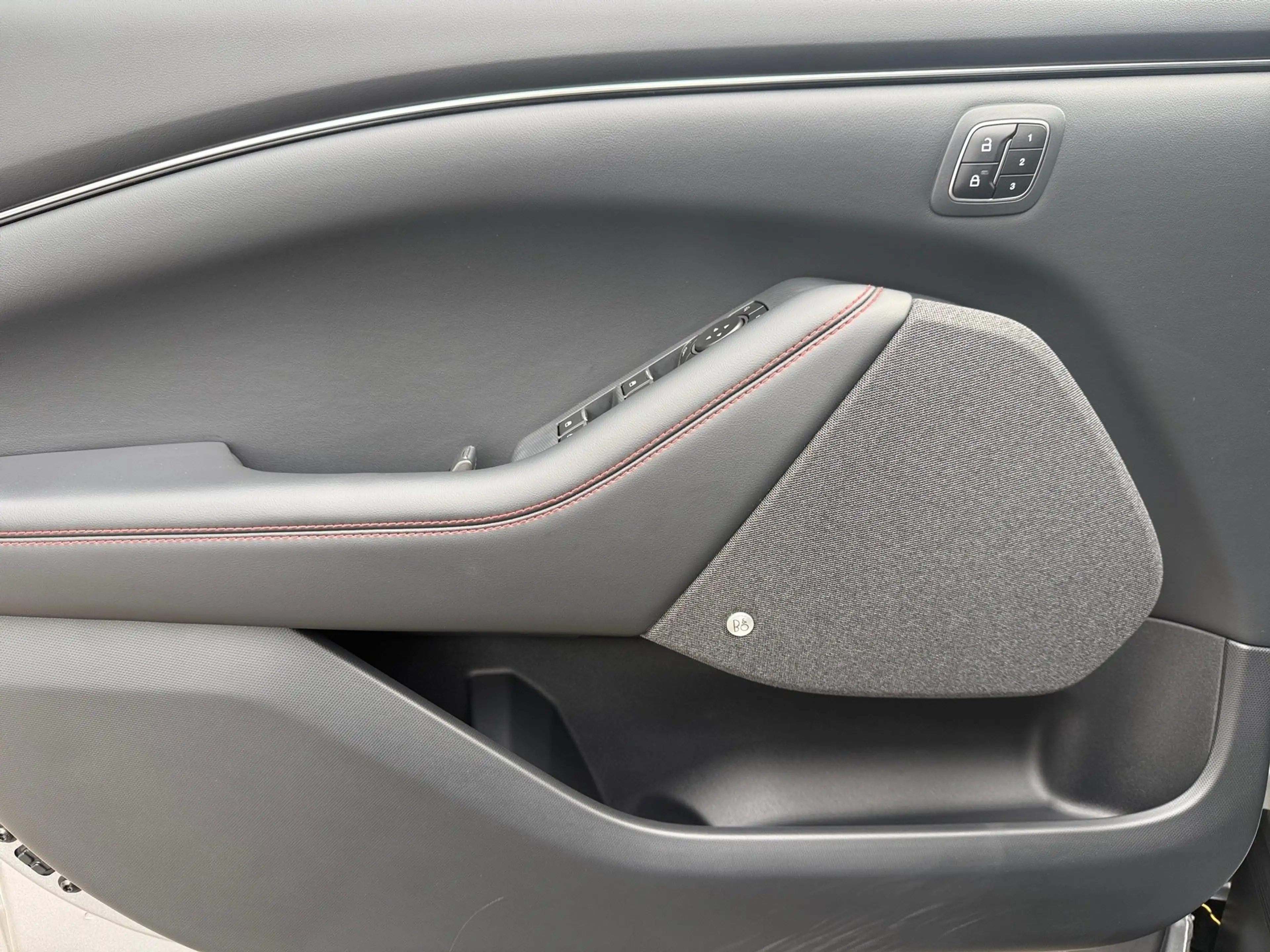 Ford Mustang Mach-E Dig.Cockpit+LED+Shz.+Tempom.+Navi — photo 10