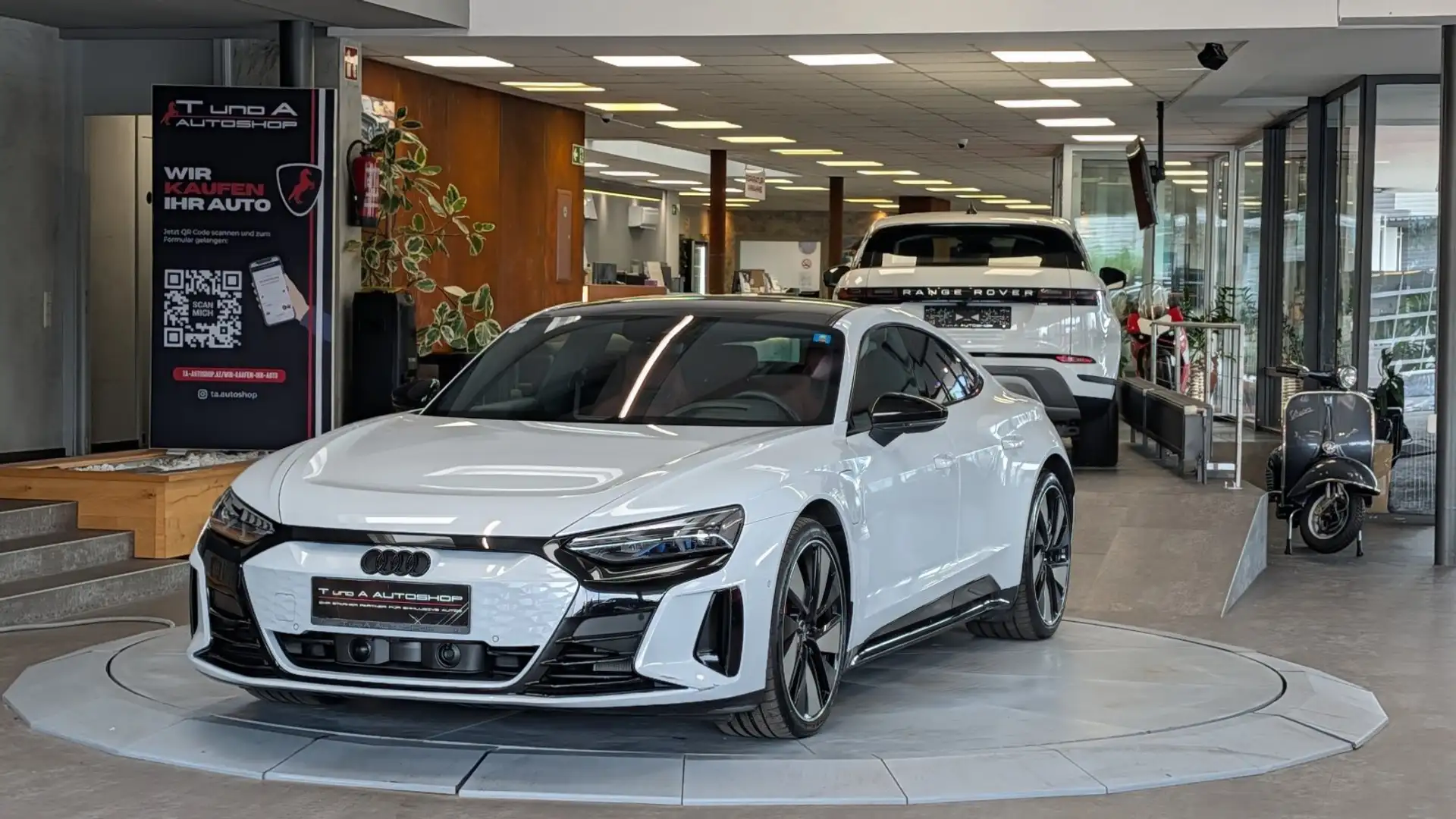 Audi e-tron GT quattro Aut. *Glasdach*360°*Head-up*B&O*21Zoll* Weiß - 1