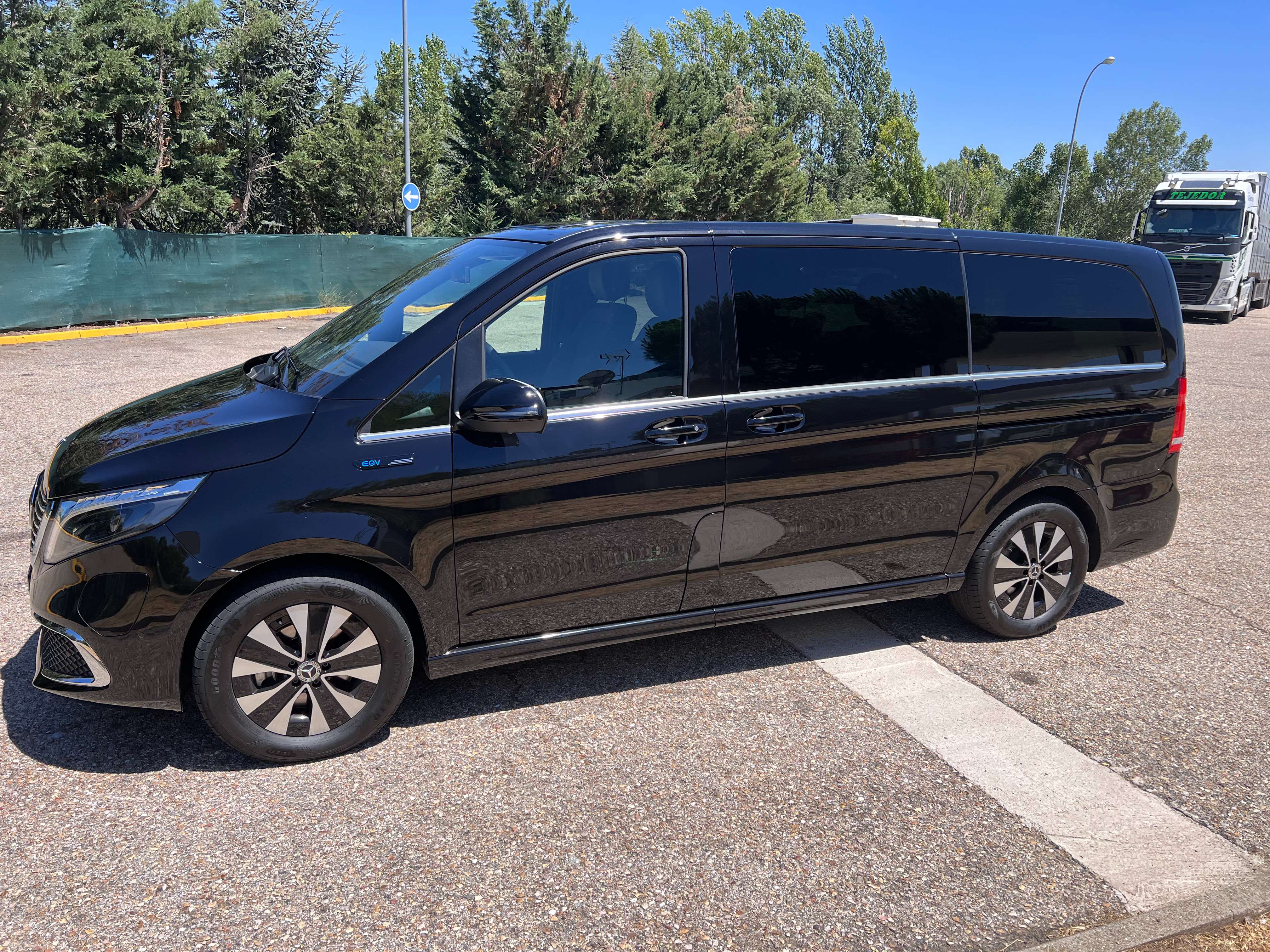 Mercedes-Benz EQV 300 EQV 300 Extralarga - foto 1