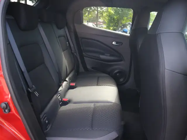 Nissan Juke view 24