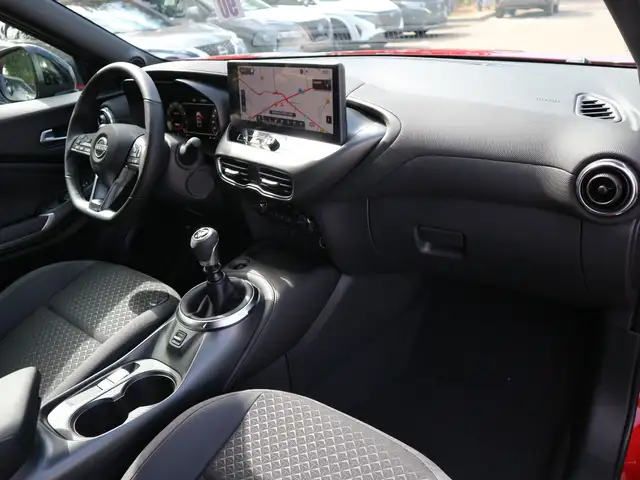 Nissan Juke view 22