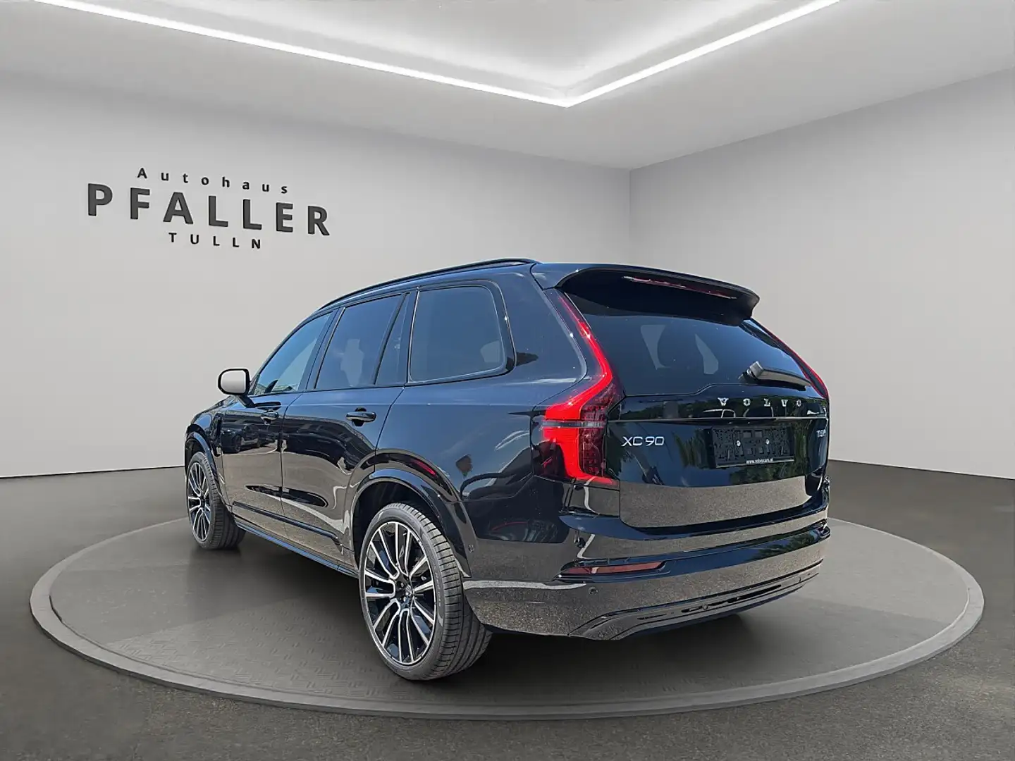 Volvo XC90 T8 AWD PHEV 18,8kWh Ultra Dark Schwarz - 2