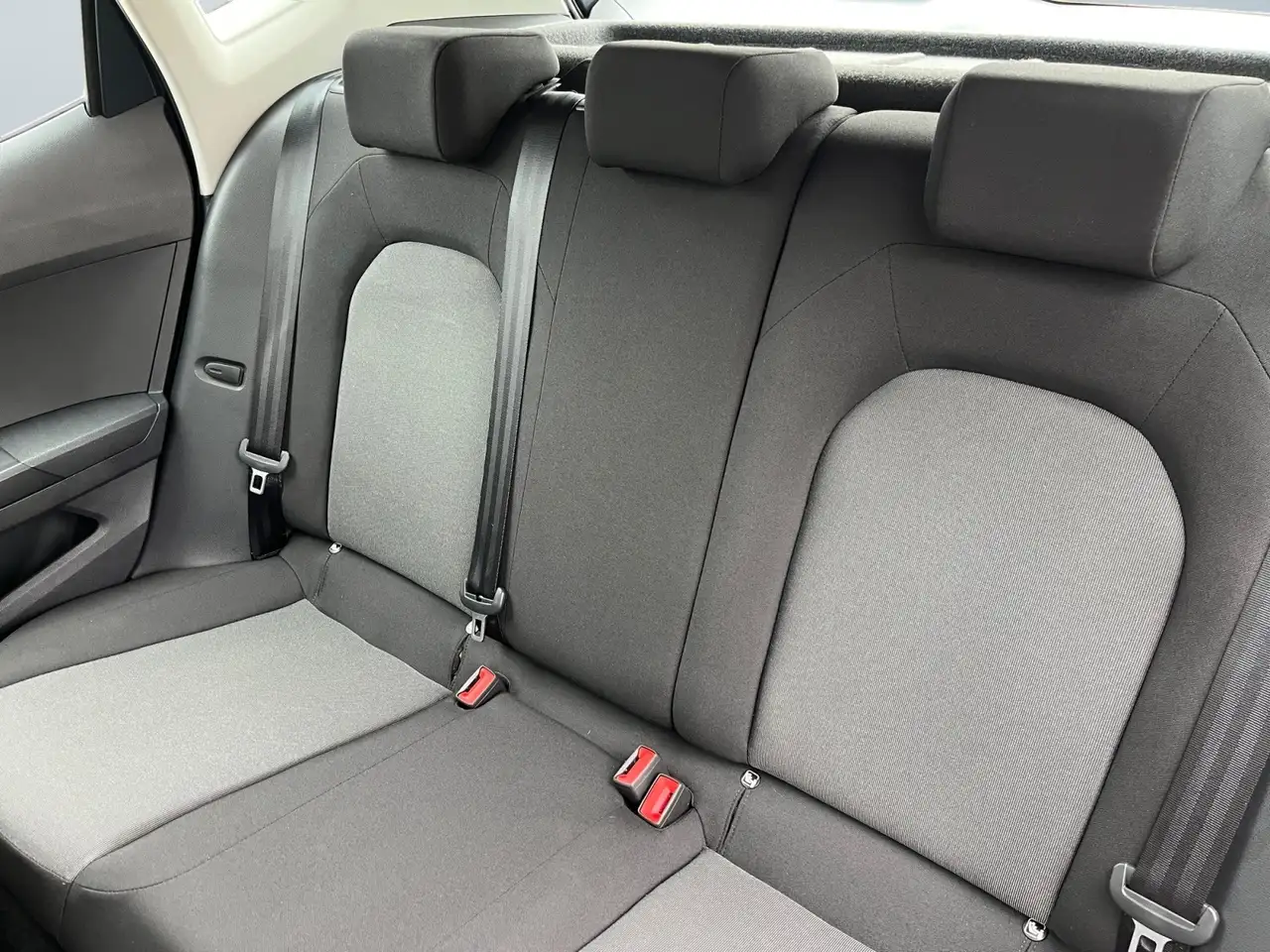 SEAT Arona 2022 - Arona 1.0 ecotsi Style 95cv 10