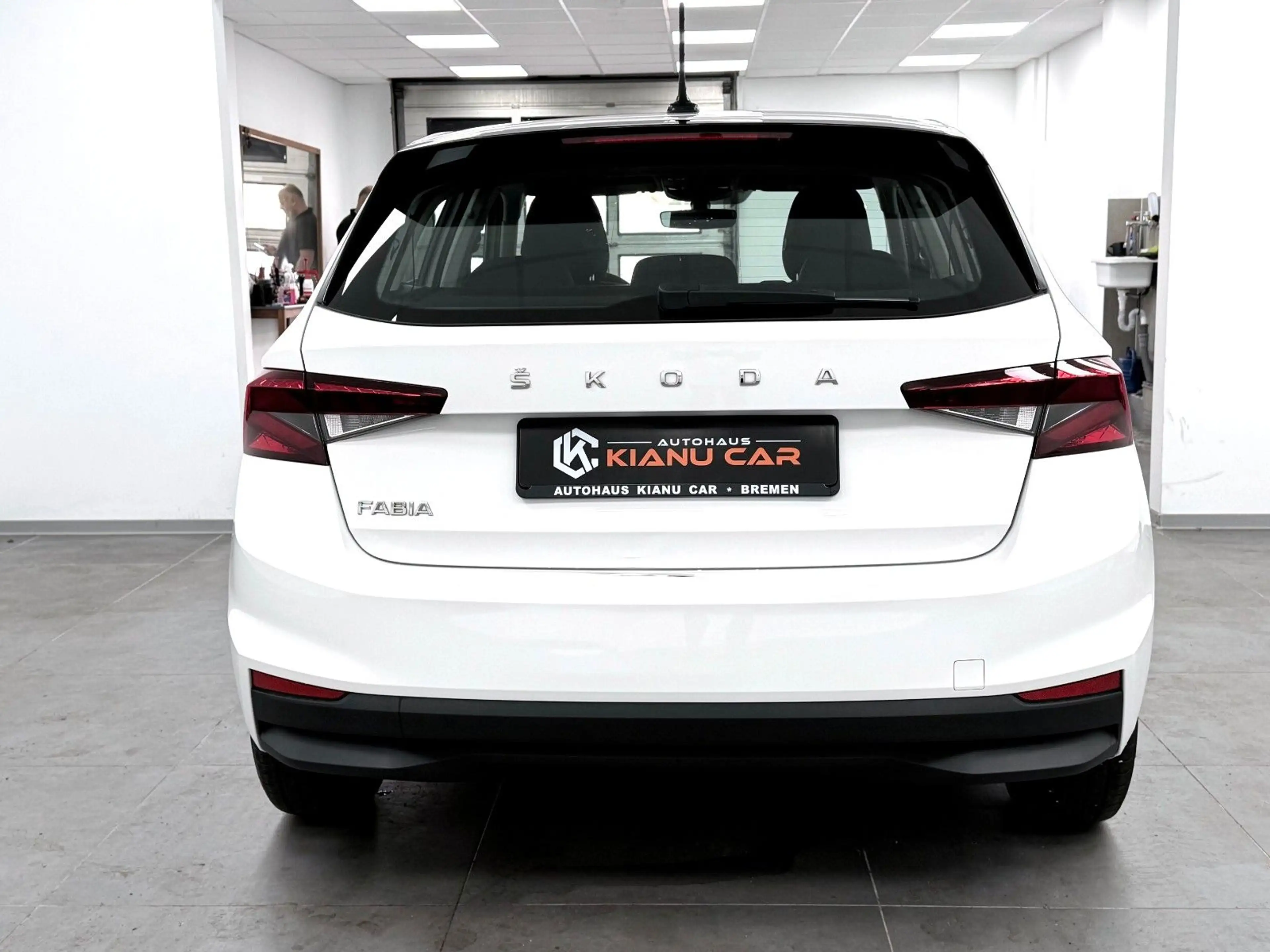 Skoda Fabia Active-KLIMAANLAGE-TEMPOMAT-EURO6-USB — photo 6