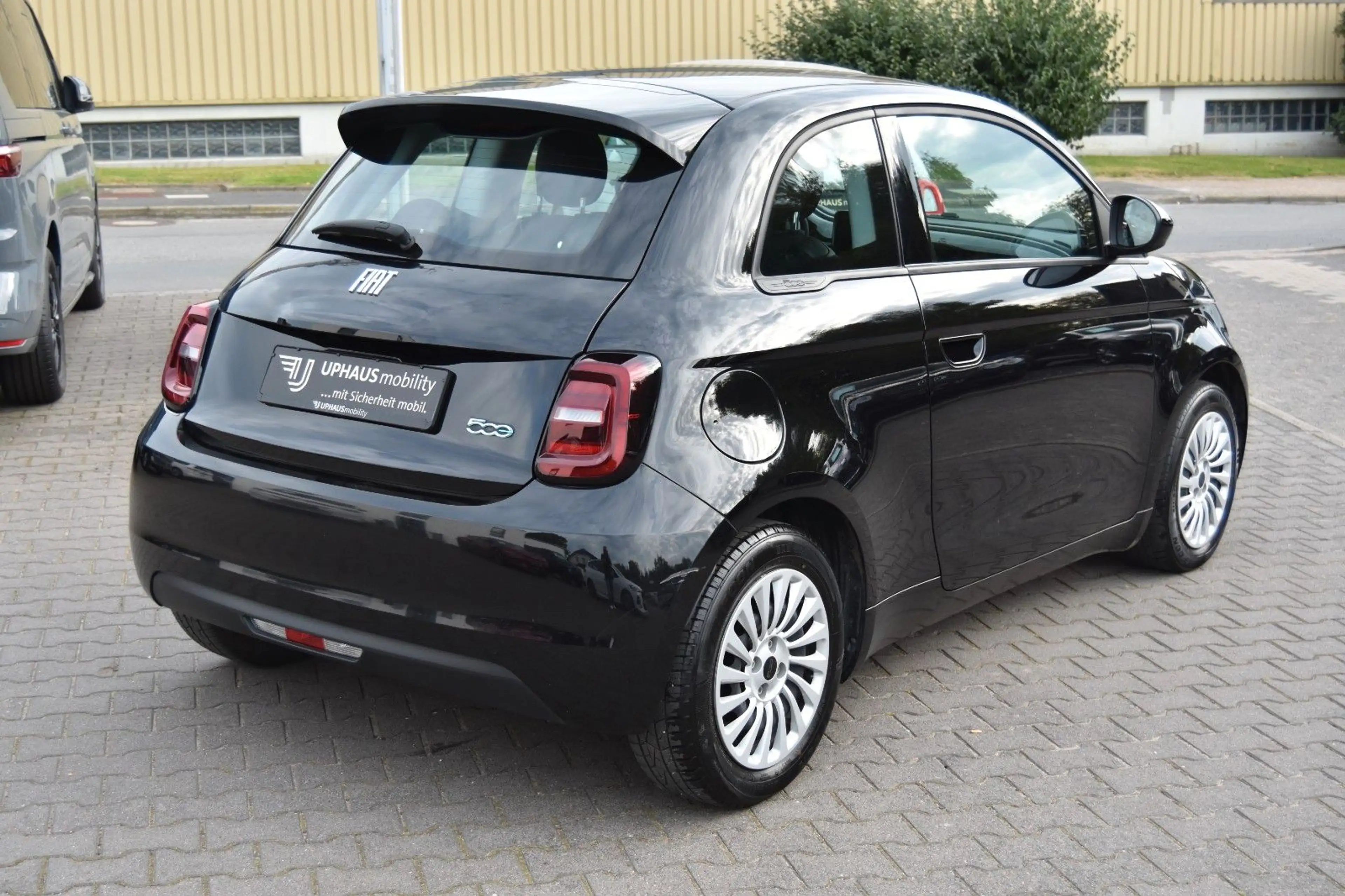 Fiat 500e 500 e Action/Klima/Bluetooth/Sitzhzg. — photo 4
