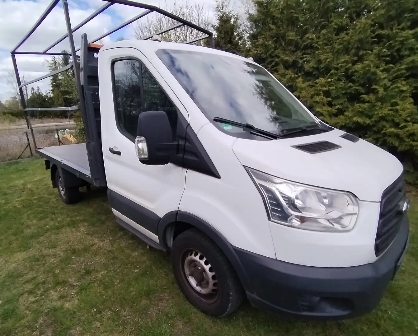 Ford Transit Pritsche PDC/3 Sitze/TÜV Neu/1Besitzer Weiß - 1