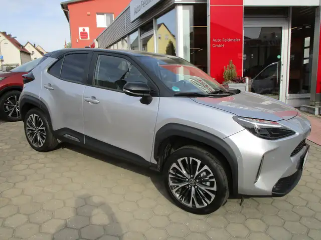 Toyota Yaris Cross Hybrid Hybrid 1.5 VVT i AWD i Elegant