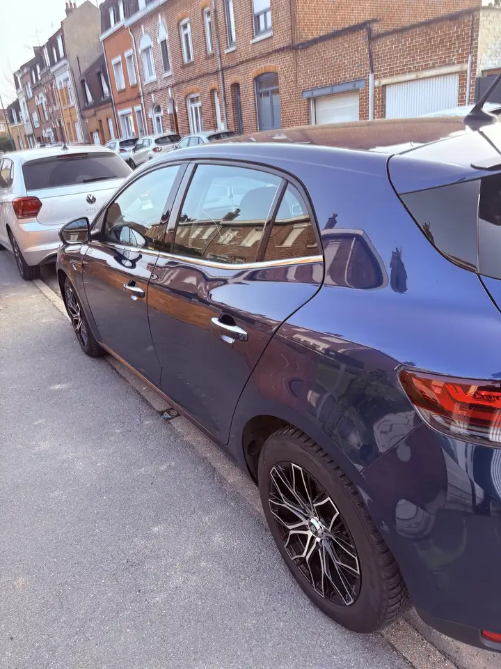 Renault Megane Berline — photo 4