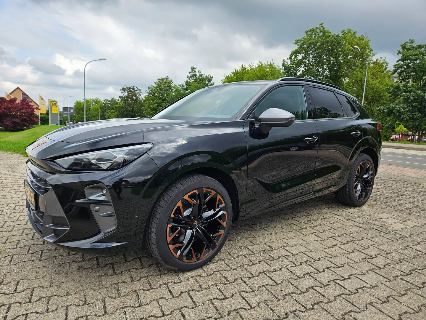 CUPRA Terramar 2.0TSI 4Drive DSG VZ P-Dach MATRIX HuD 20" 360° Noir - 1
