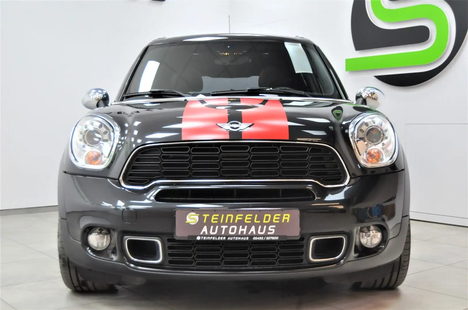 MINI Cooper SD Countryman COOPER_SD Countryman All4 / PANORAMA Schwarz - 2