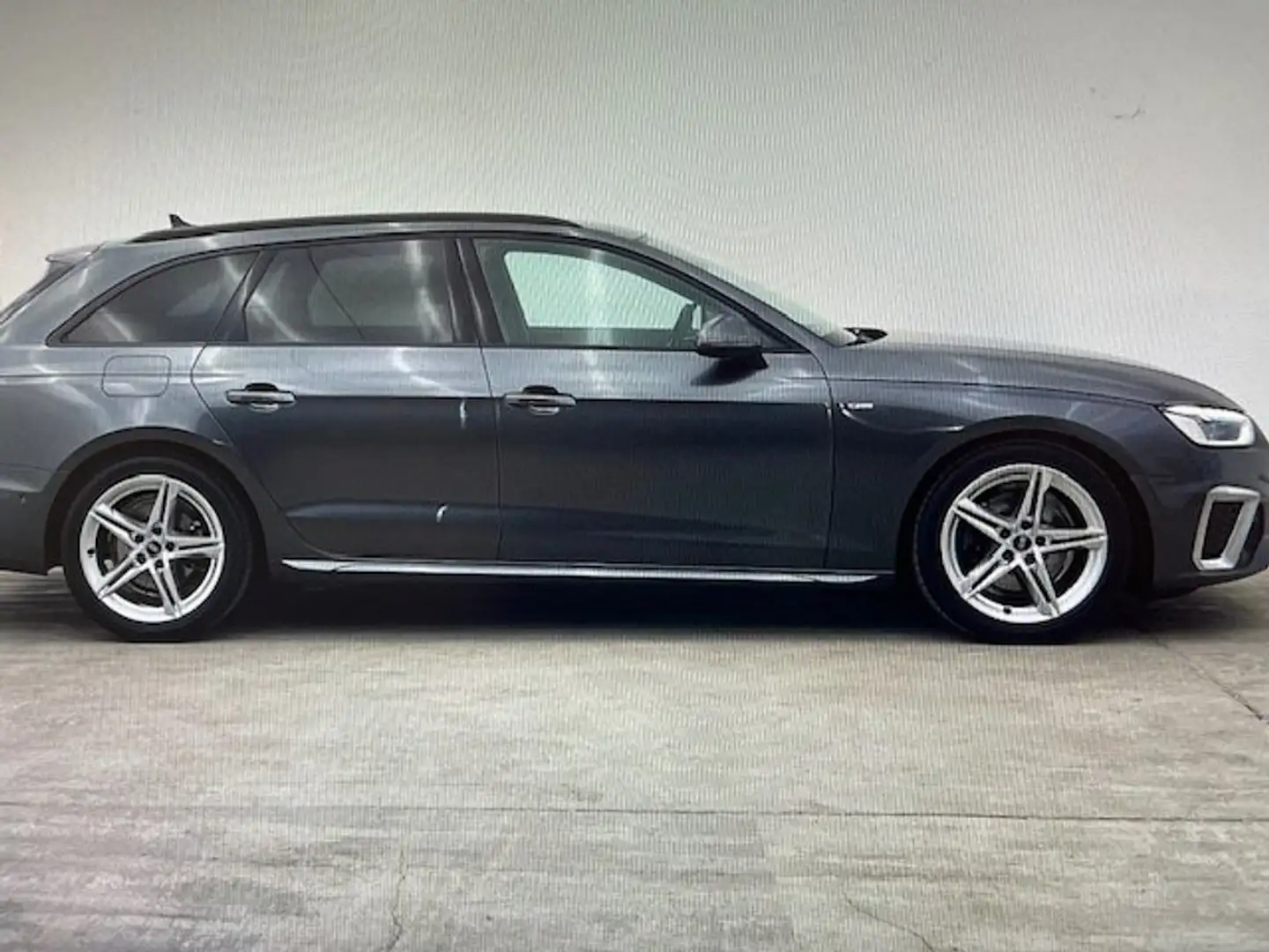 Audi A4 2,0 TDI 163 CV s line VIRTUAL+. MATRIX LED Grigio - 1