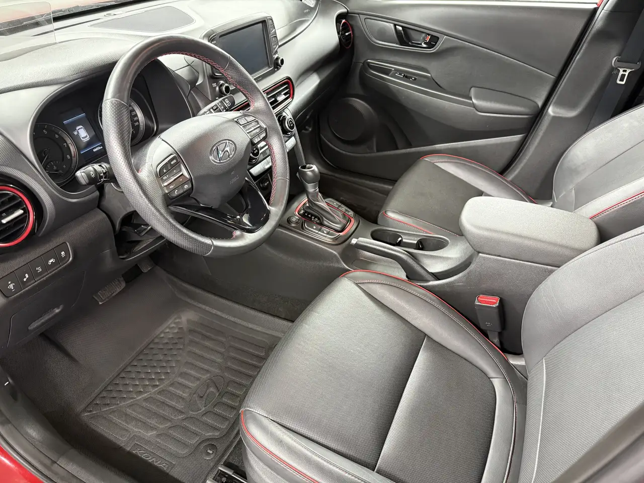 Hyundai KONA снимка Hyundai KONA