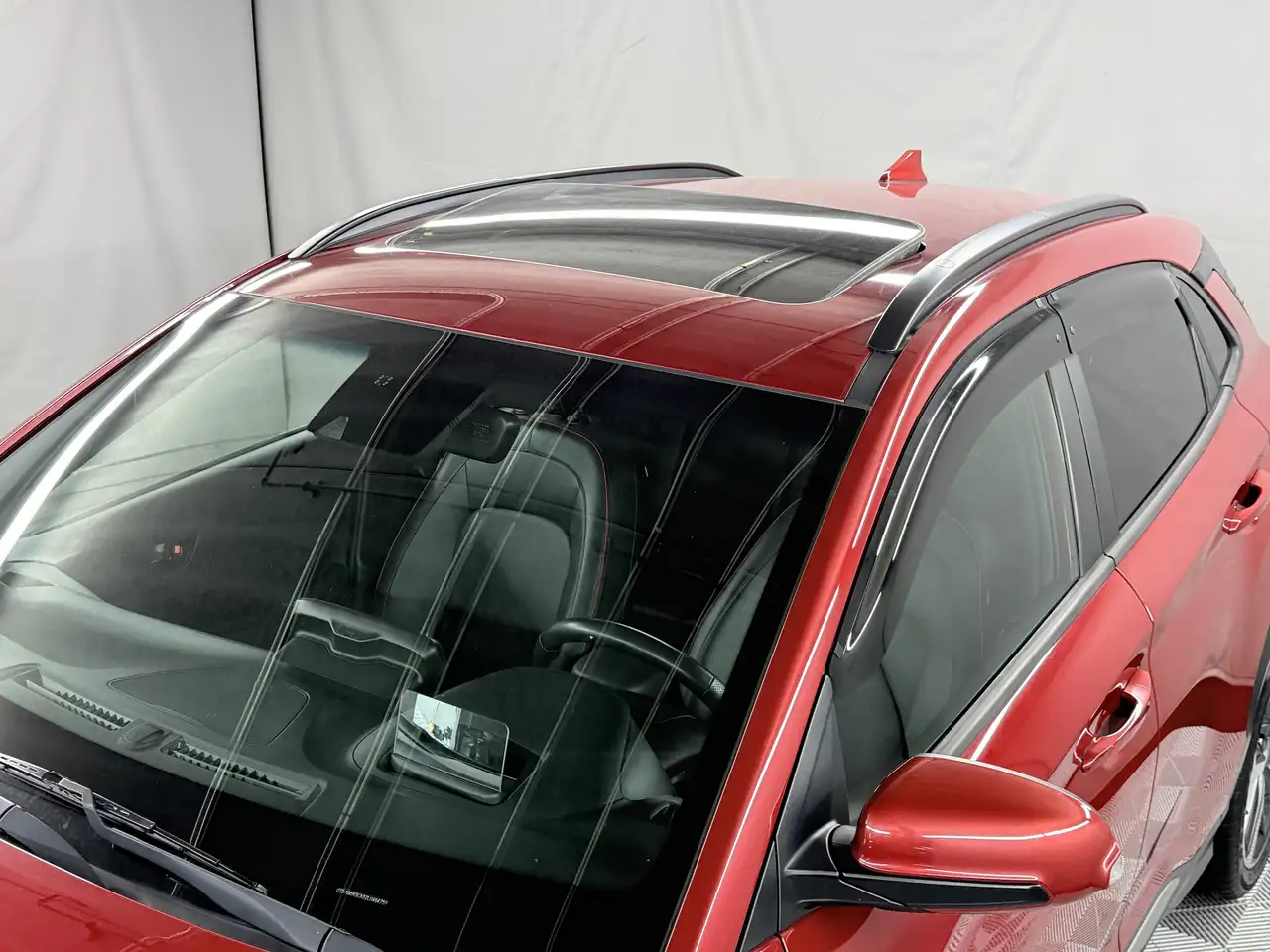 Hyundai KONA снимка Hyundai KONA
