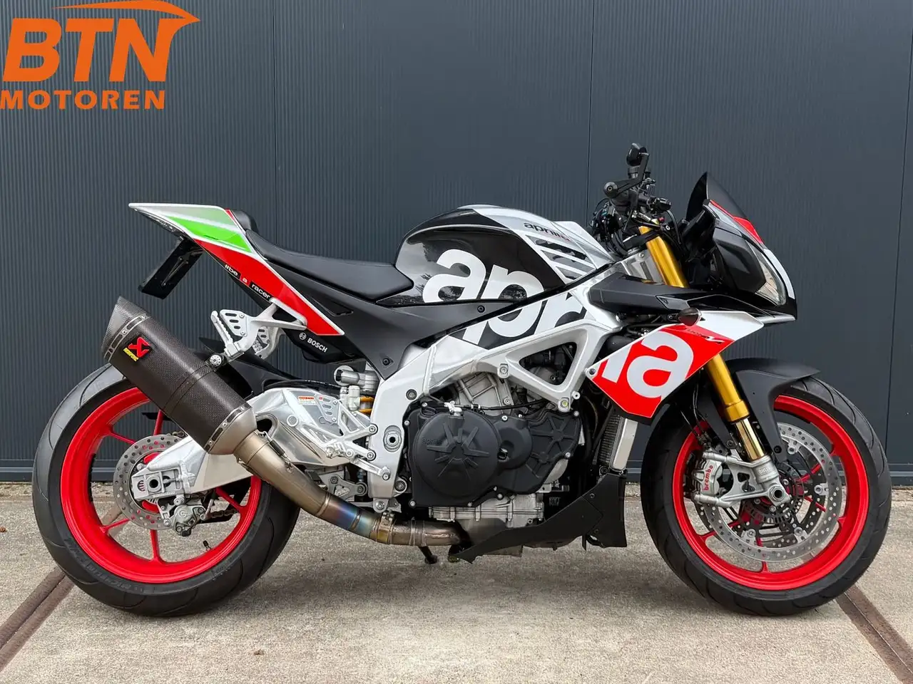 Aprilia Tuono