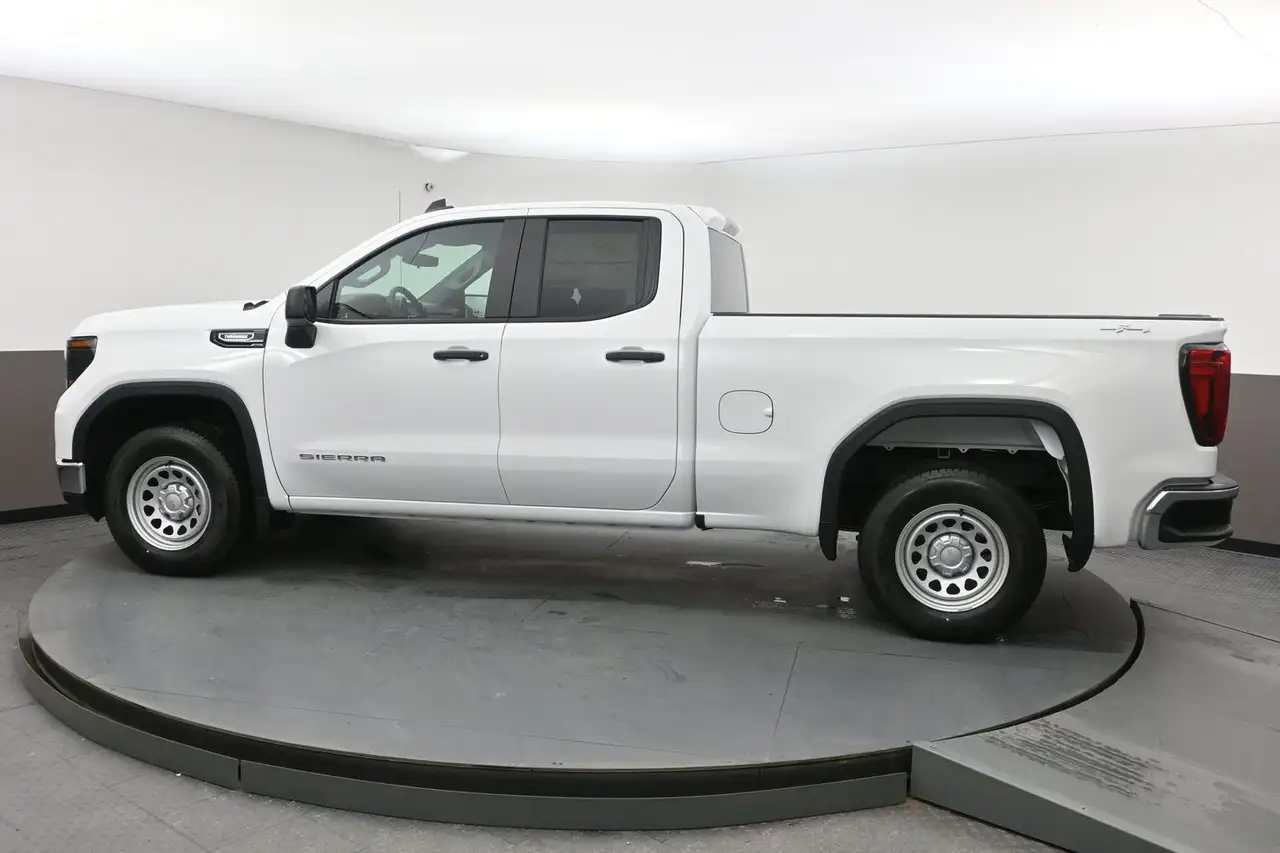 GMC Sierra 1500 снимка GMC Sierra 1500