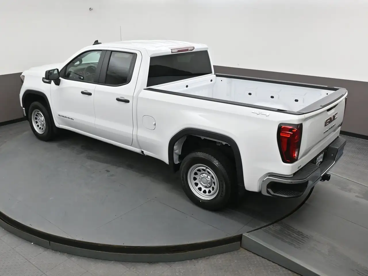 GMC Sierra 1500 снимка GMC Sierra 1500