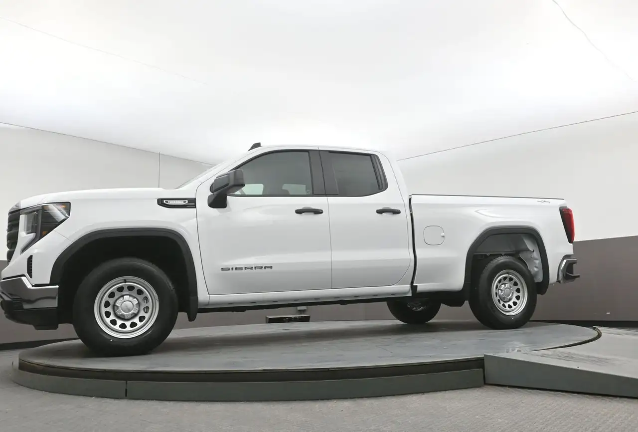 GMC Sierra 1500 снимка GMC Sierra 1500