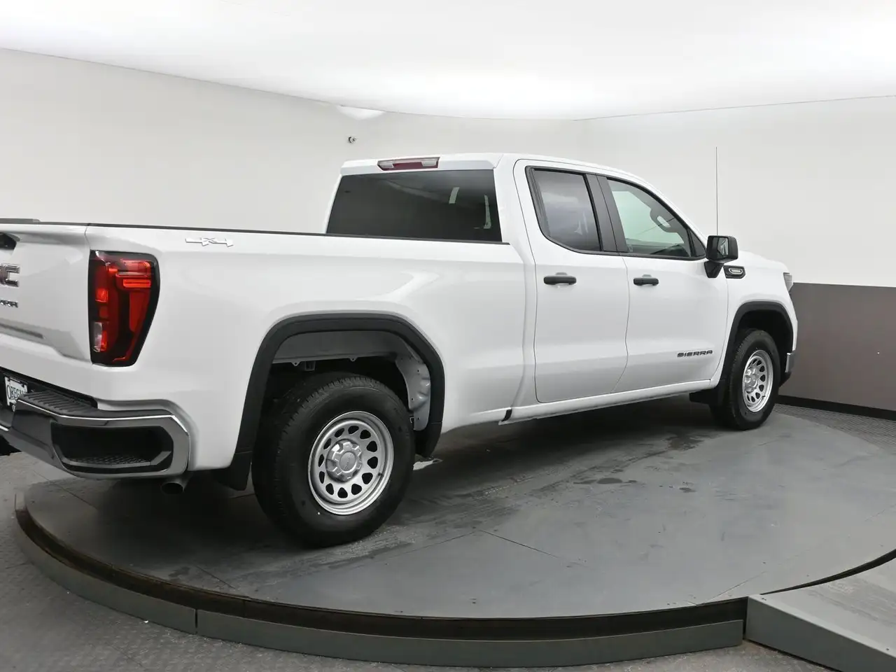 GMC Sierra 1500 снимка GMC Sierra 1500