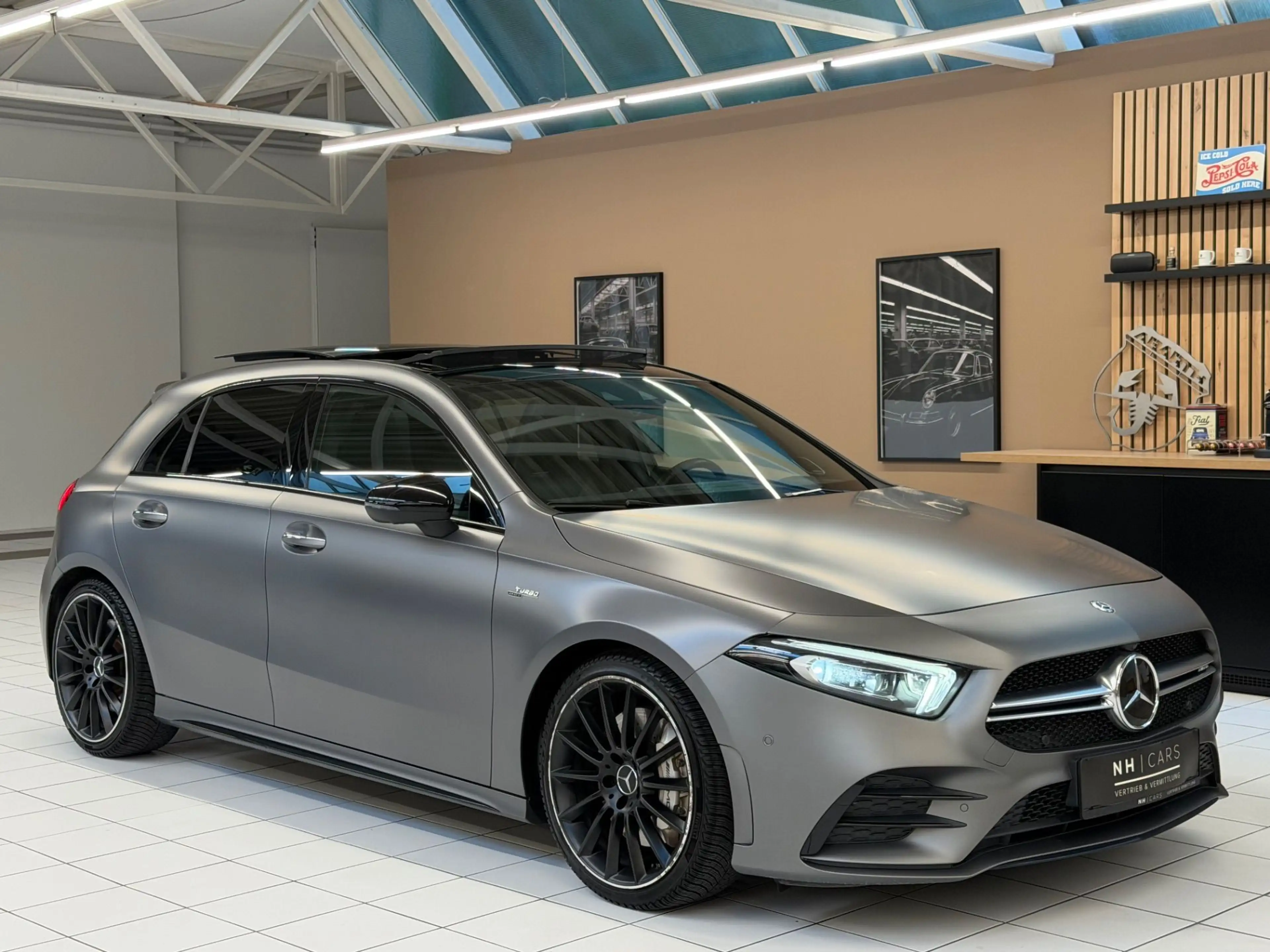 Mercedes-Benz A 35 AMG 4MATIC | Premium Plus | Panorama | Burmester | Ga — photo 3