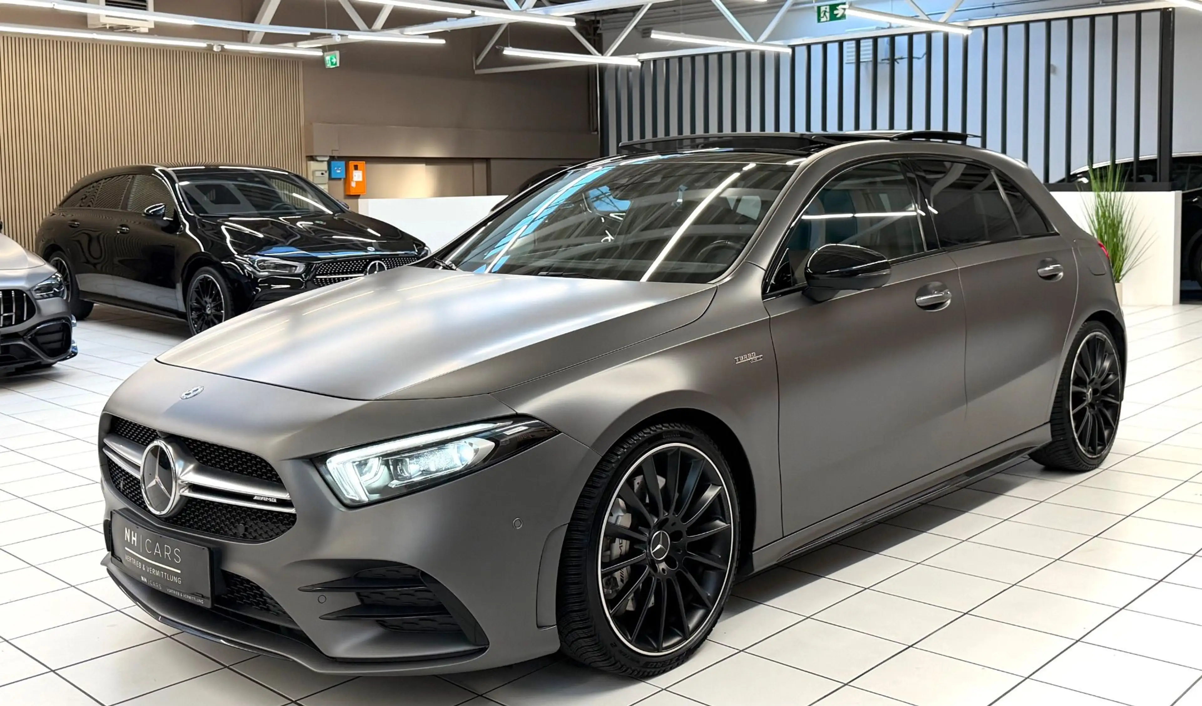 Mercedes-Benz A 35 AMG 4MATIC | Premium Plus | Panorama | Burmester | Ga — photo 8