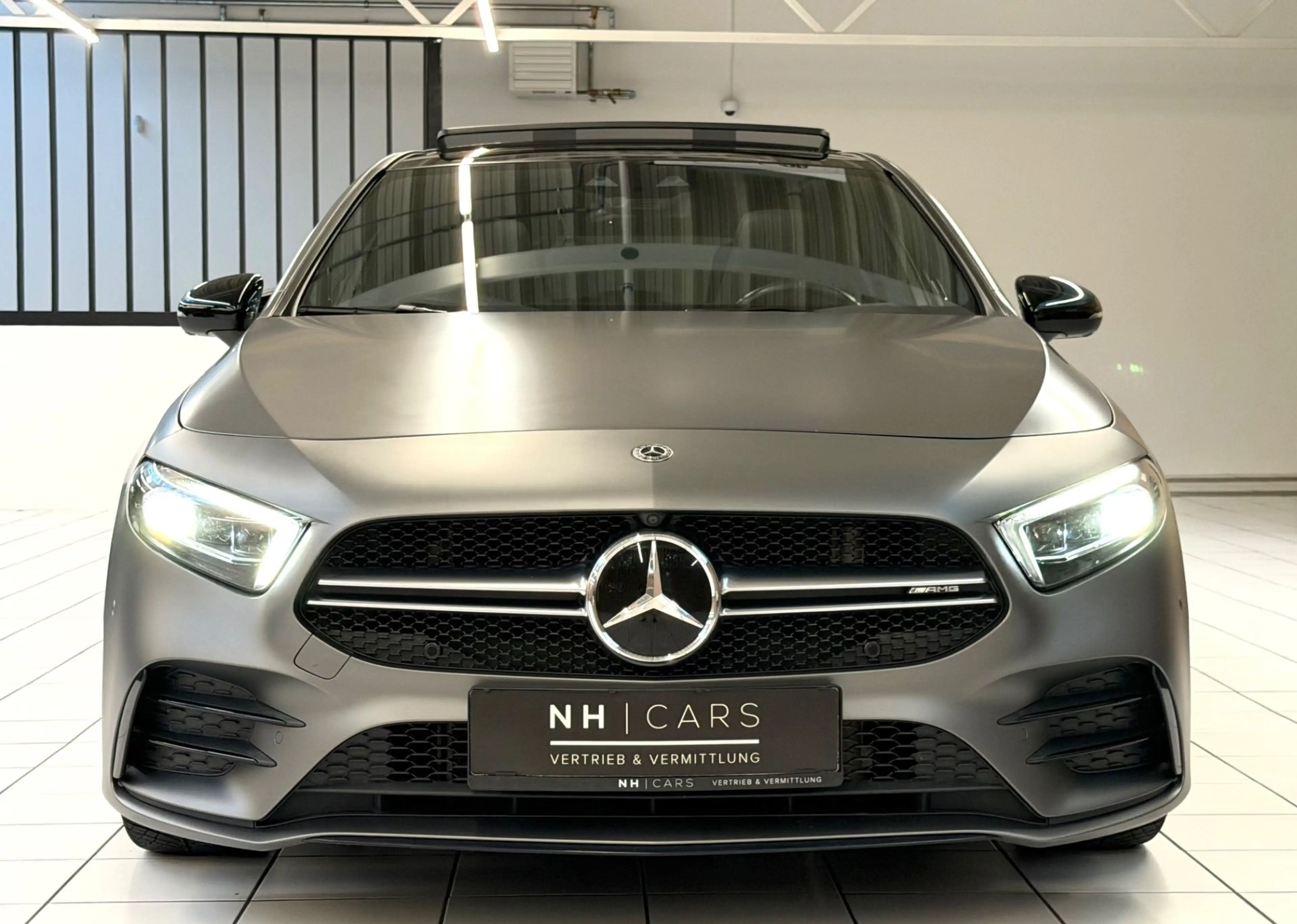 Mercedes-Benz A 35 AMG 4MATIC | Premium Plus | Panorama | Burmester | Ga — photo 2