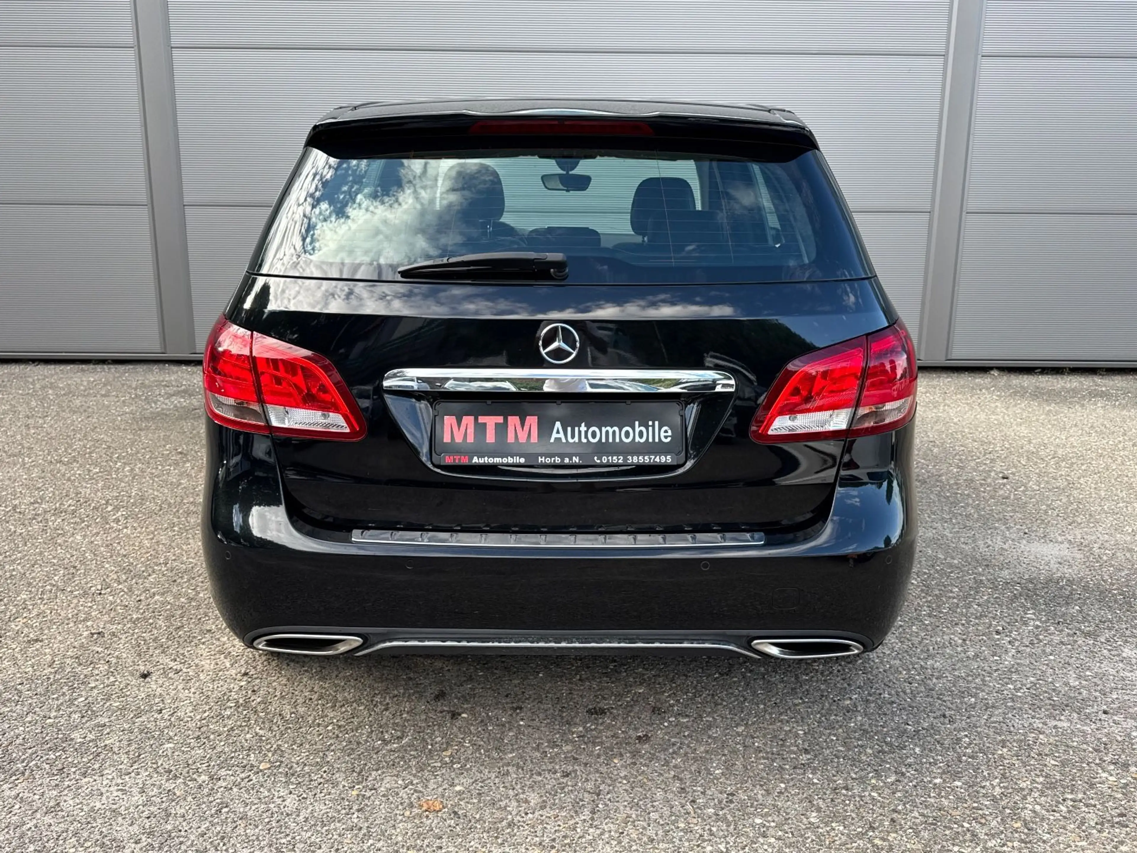 Mercedes-Benz B 180 Urban Navi Teilleder Shz PDC — photo 8