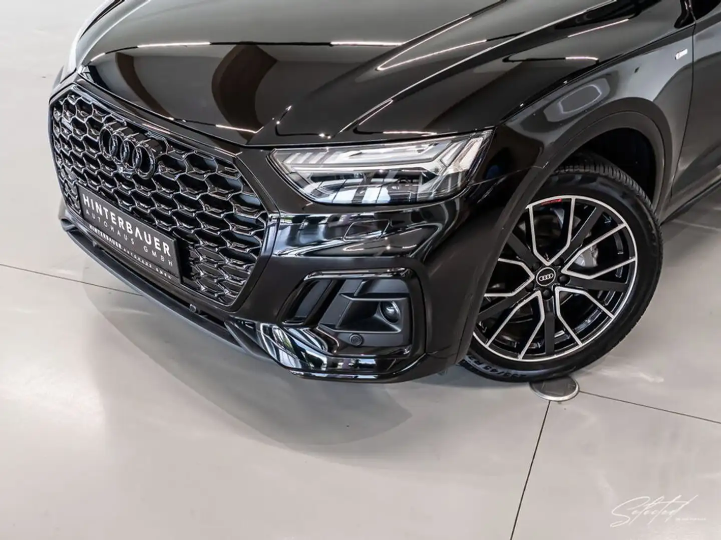 Audi Q5 40 TDI quattro *S-LINE SPORTBACK*MATRIX-LED* Schwarz - 2